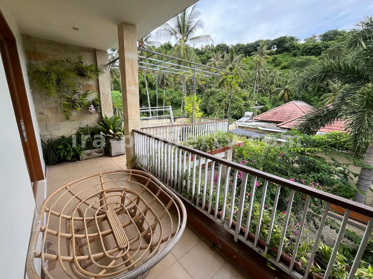 Villa for Sale in Central Senggigi, West Lombok