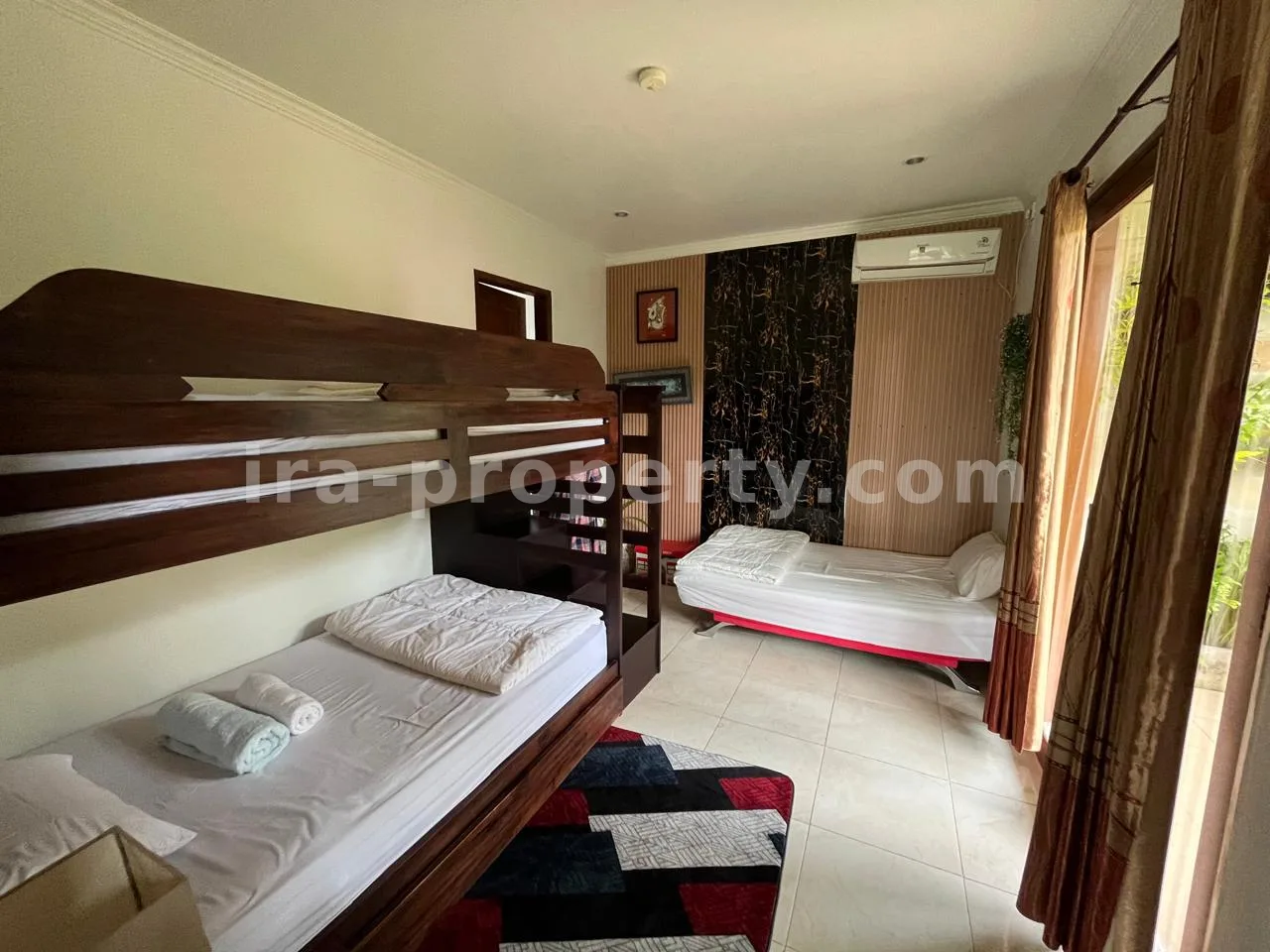 Villa for Sale in Central Senggigi, West Lombok