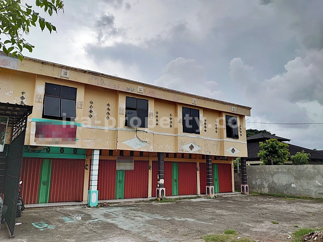 Shophouse (Ruko) in Ampenan, Mataram