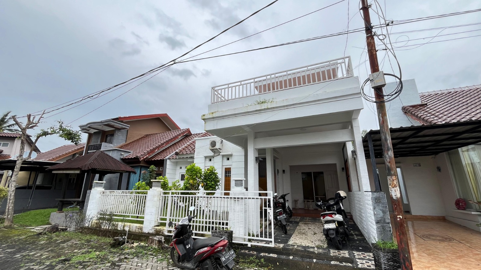 House for Sale in Meninting Complex, Batulayar