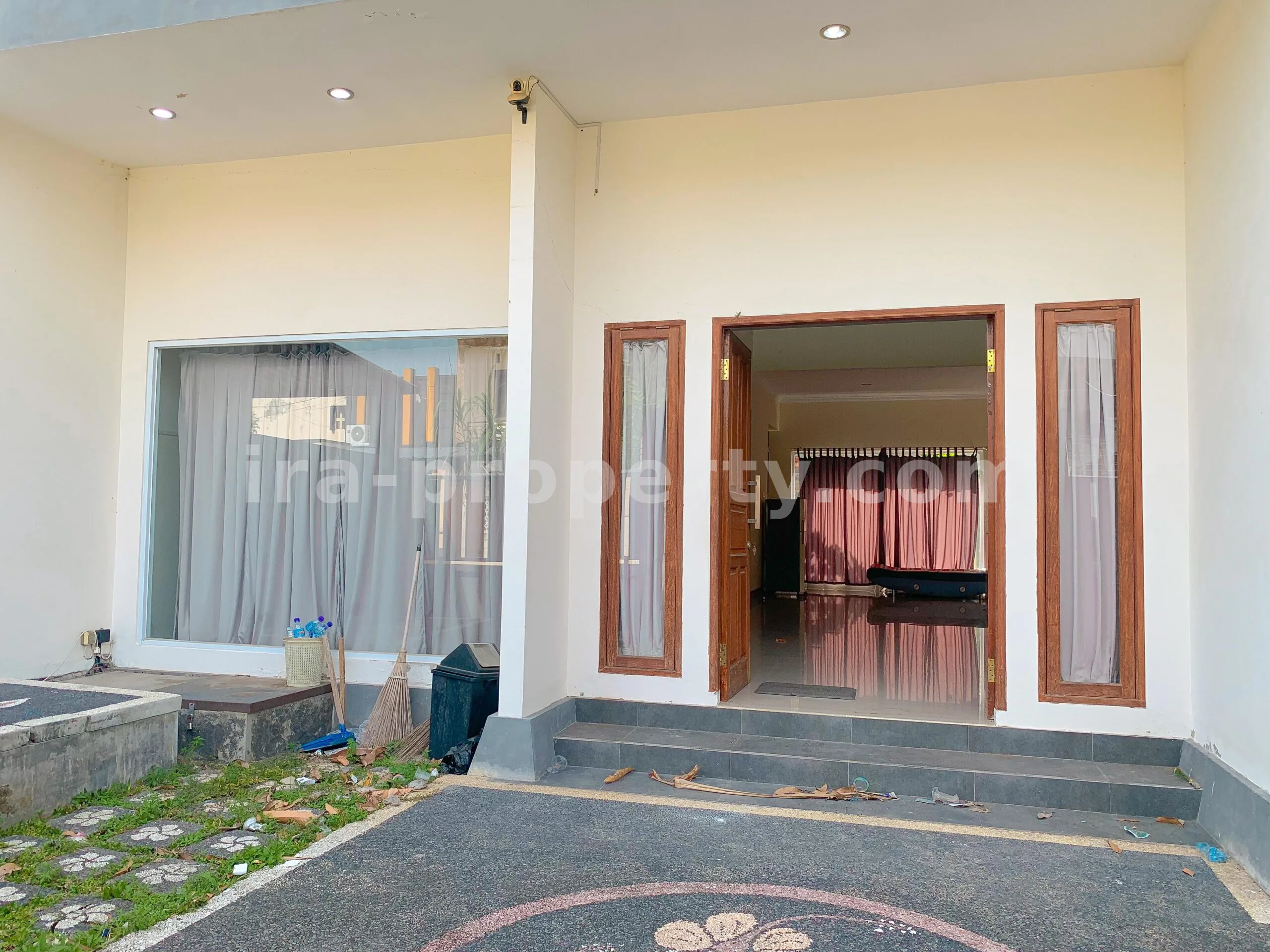 Villa-Style House with Private Pool for Sale in Udayana, Mataram