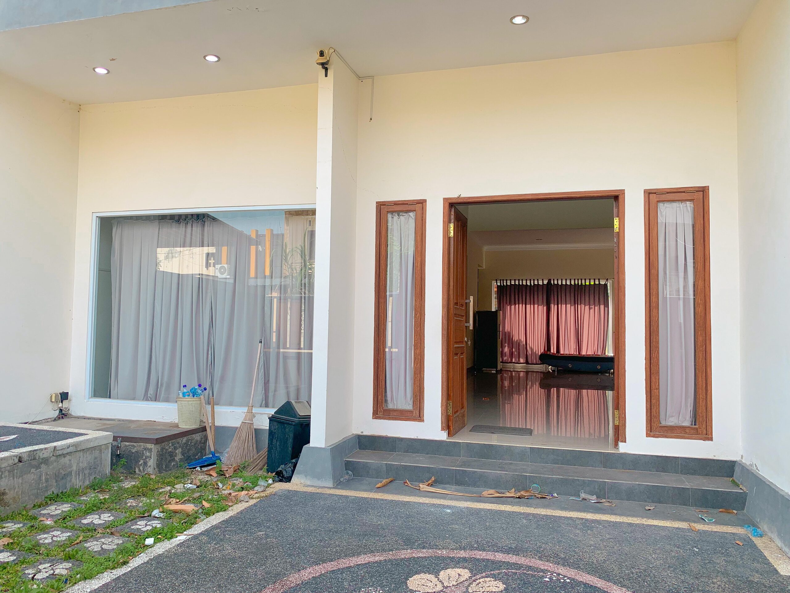 Villa-Style House with Private Pool for Sale in Udayana, Mataram