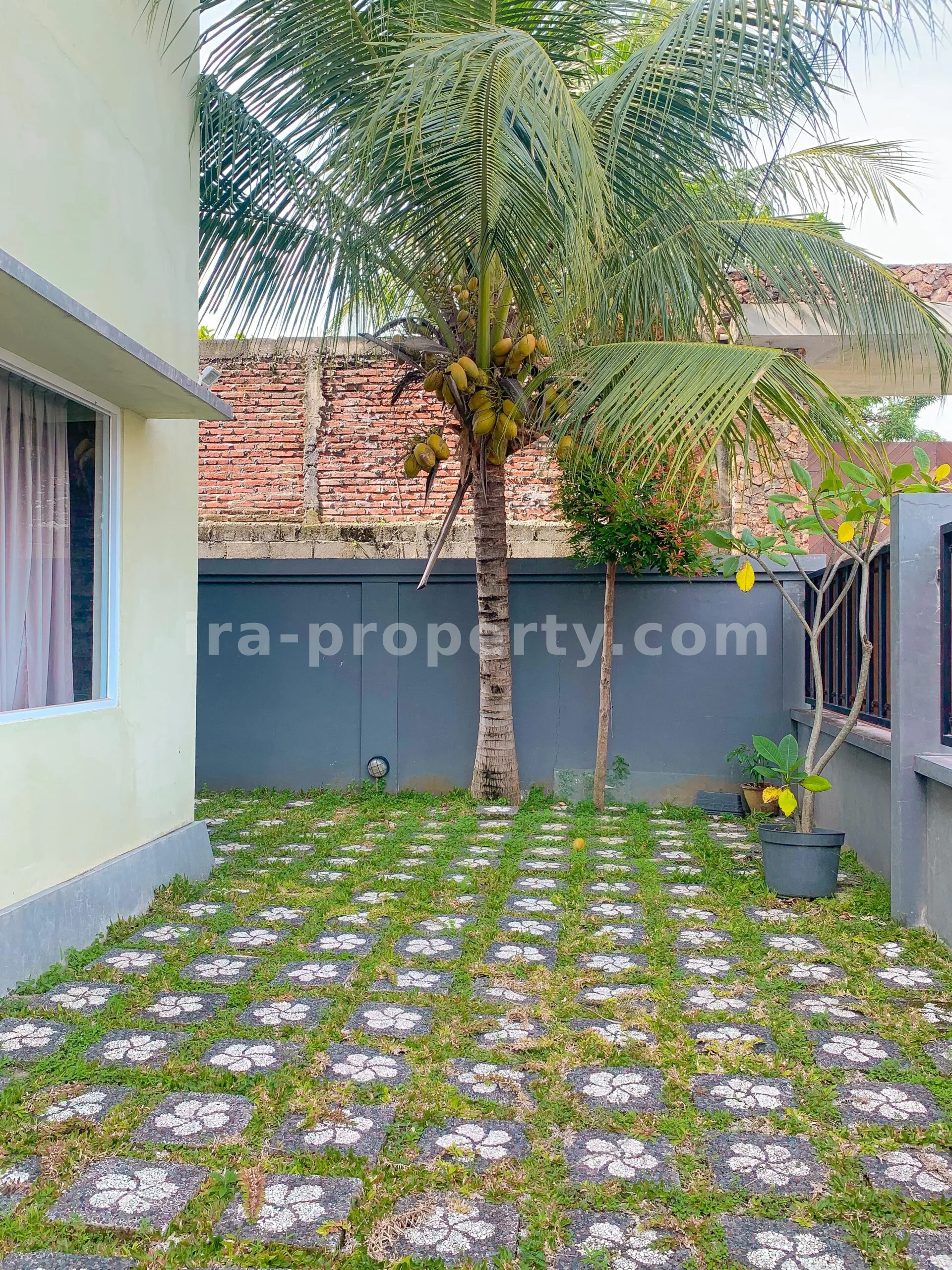 Villa-Style House with Private Pool for Sale in Udayana, Mataram