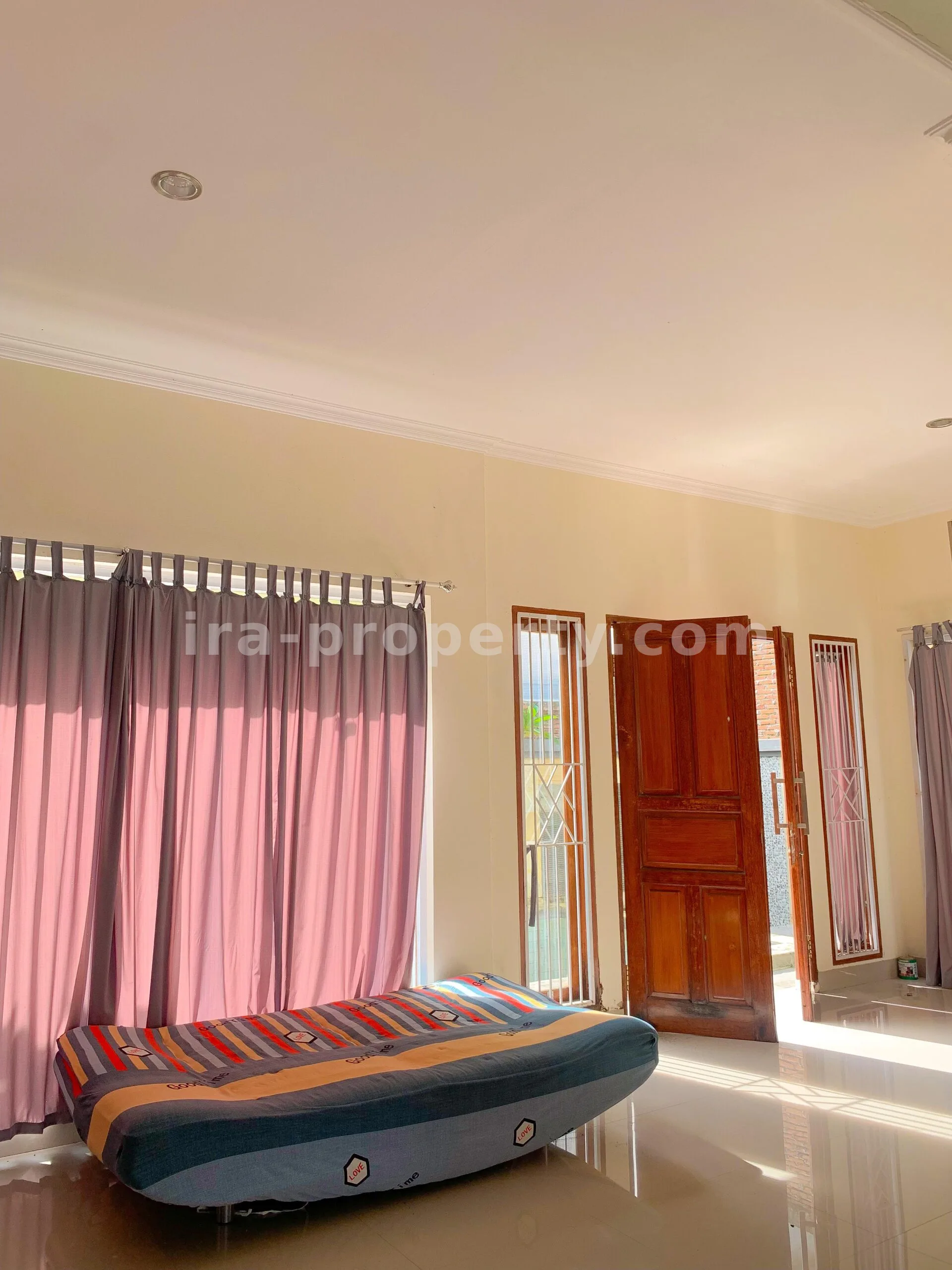 Villa-Style House with Private Pool for Sale in Udayana, Mataram
