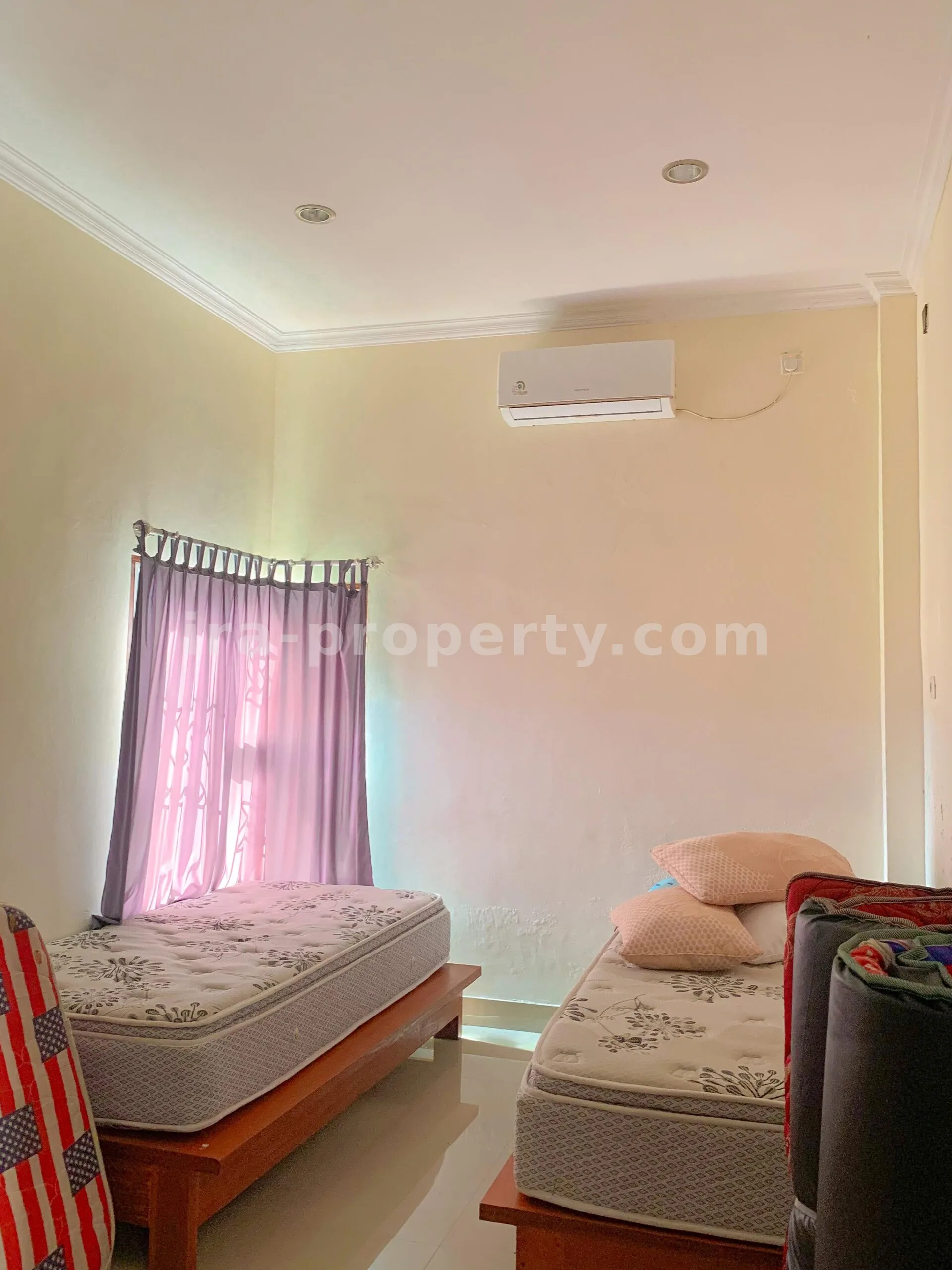 Villa-Style House with Private Pool for Sale in Udayana, Mataram