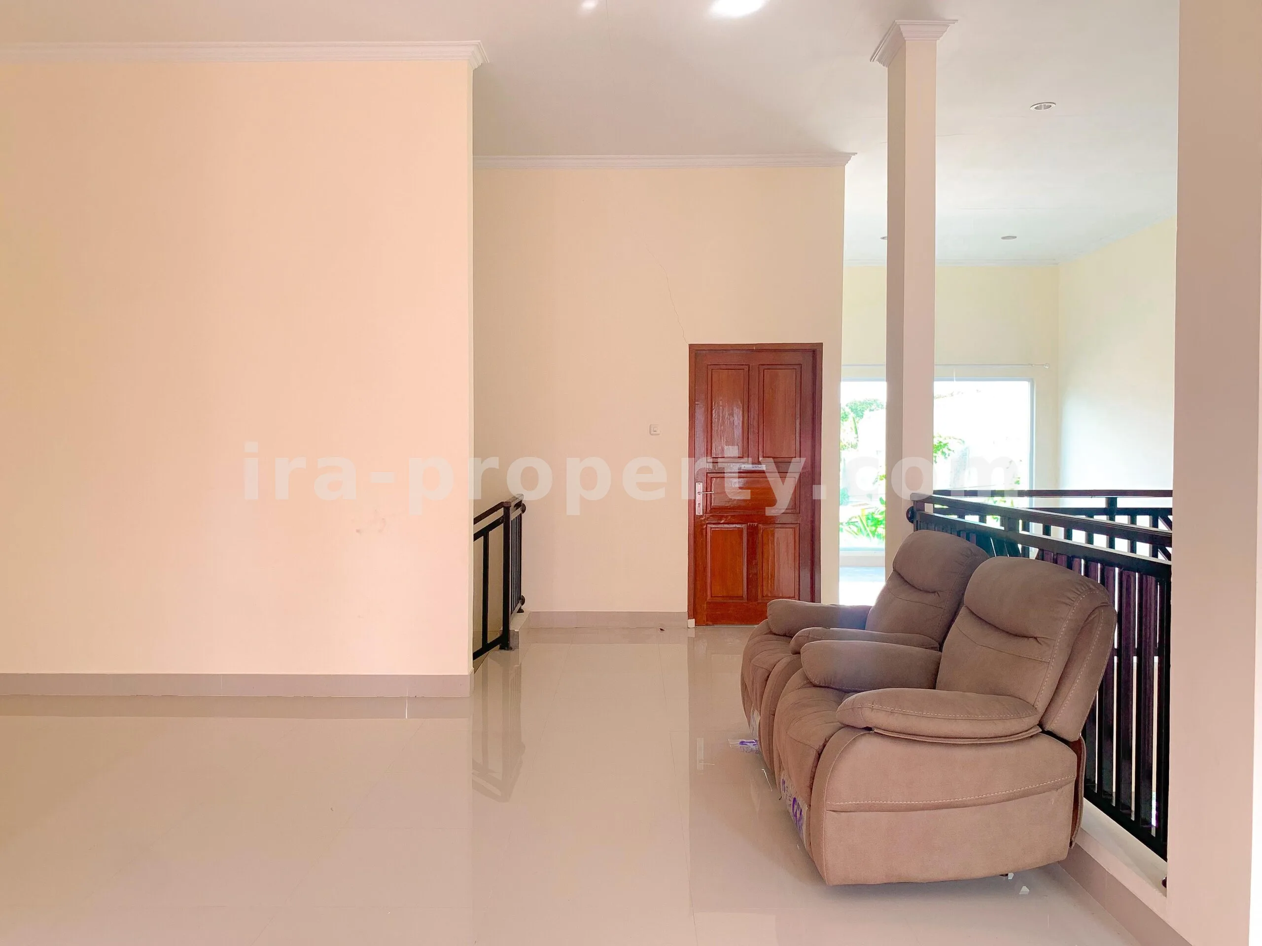Villa-Style House with Private Pool for Sale in Udayana, Mataram