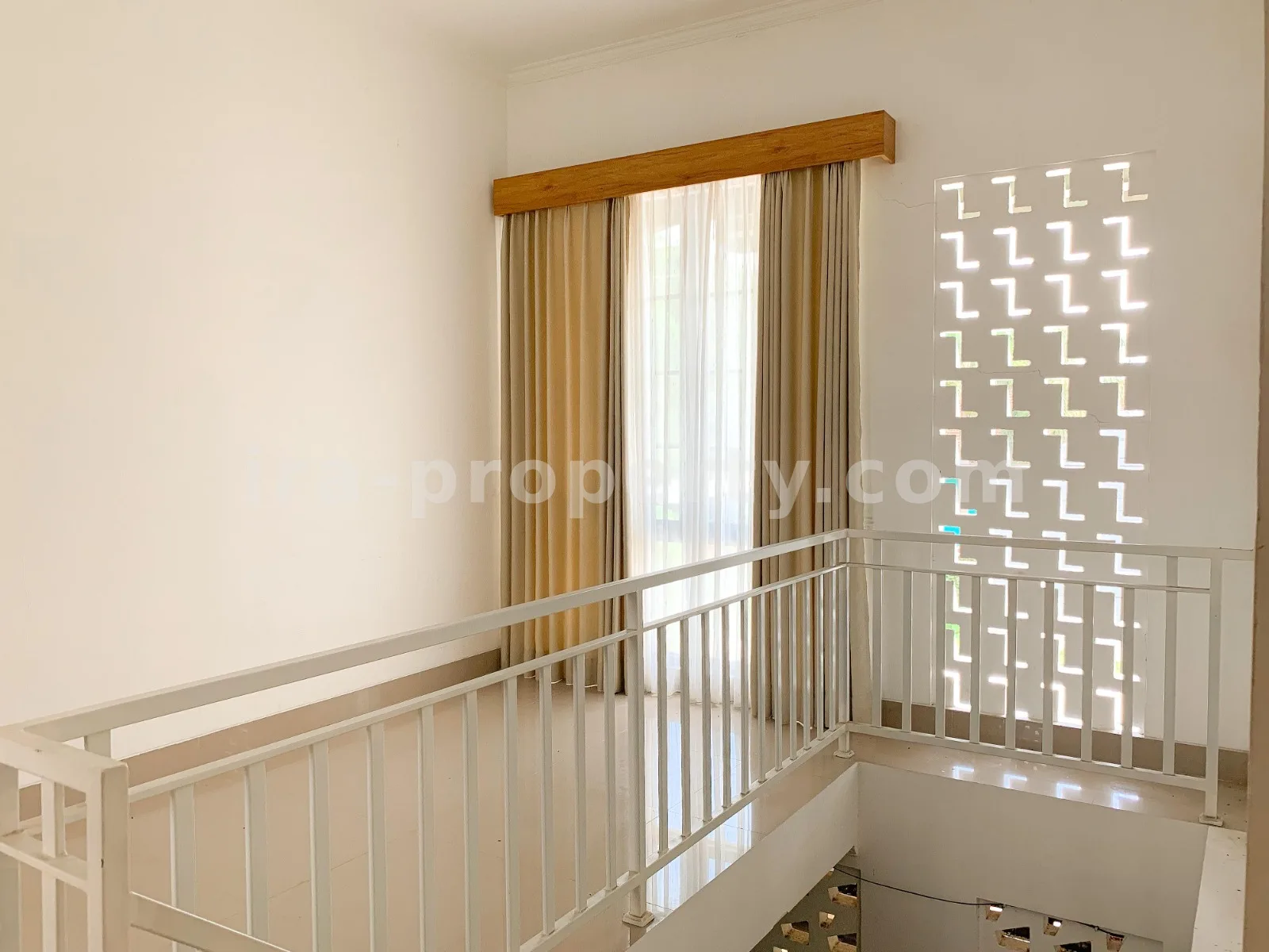 Luxurious House for Sale in Udayana Complex, Mataram City