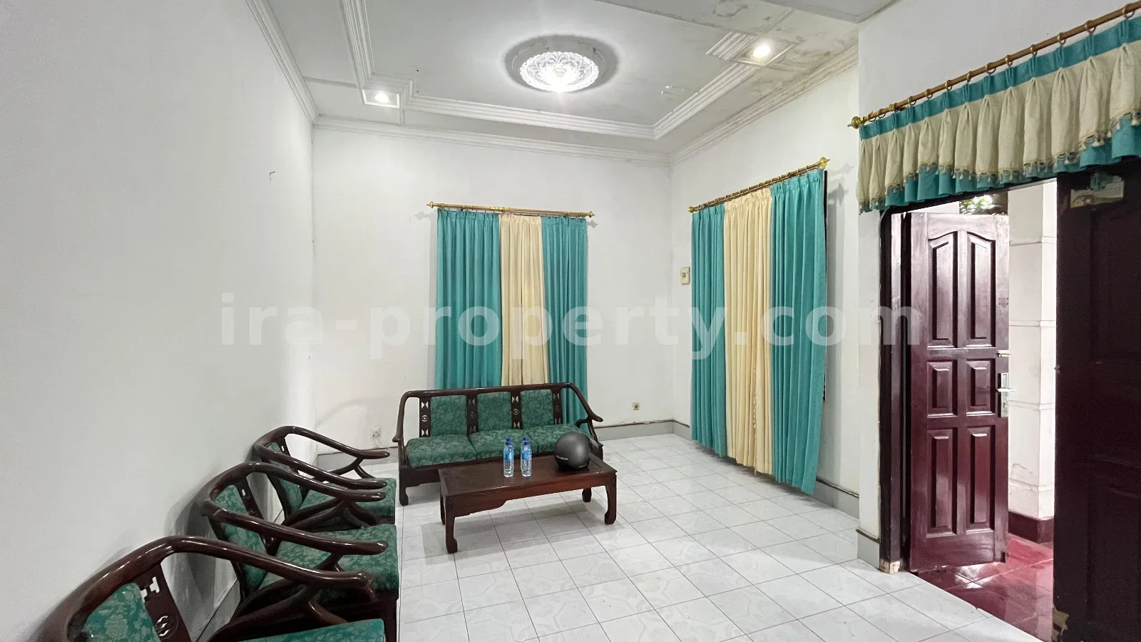 Spacious Home for Sale in Kekalik near Mataram University, Mataram
