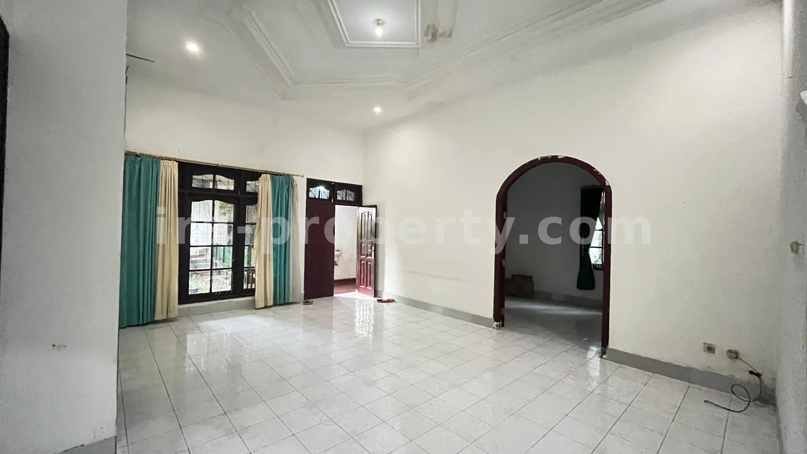 Spacious Home for Sale in Kekalik near Mataram University, Mataram