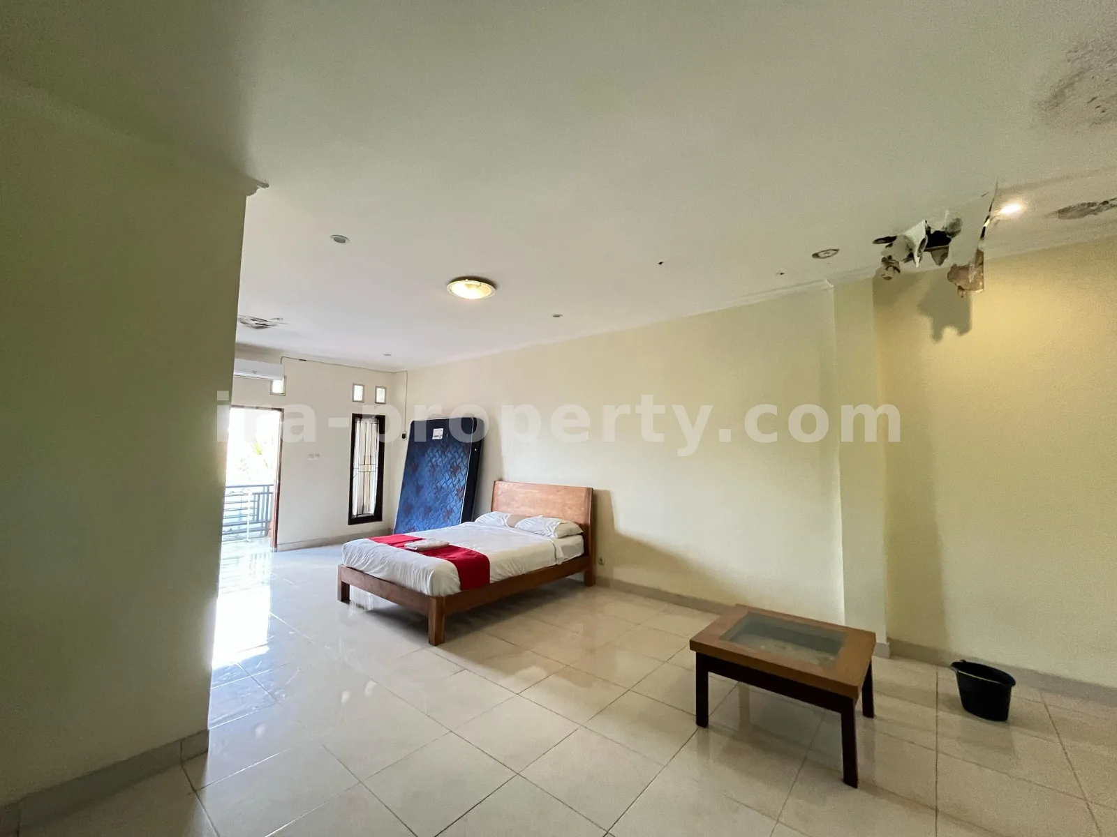 Homestay for Sale in Ampenan, Mataram – Ideal for Business