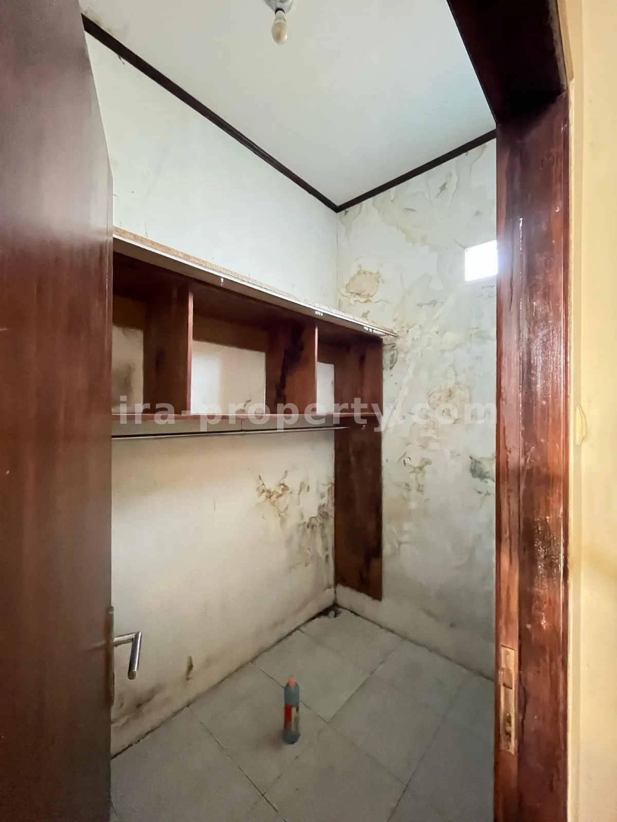 House for Sale in Jatisela Complex, West Lombok