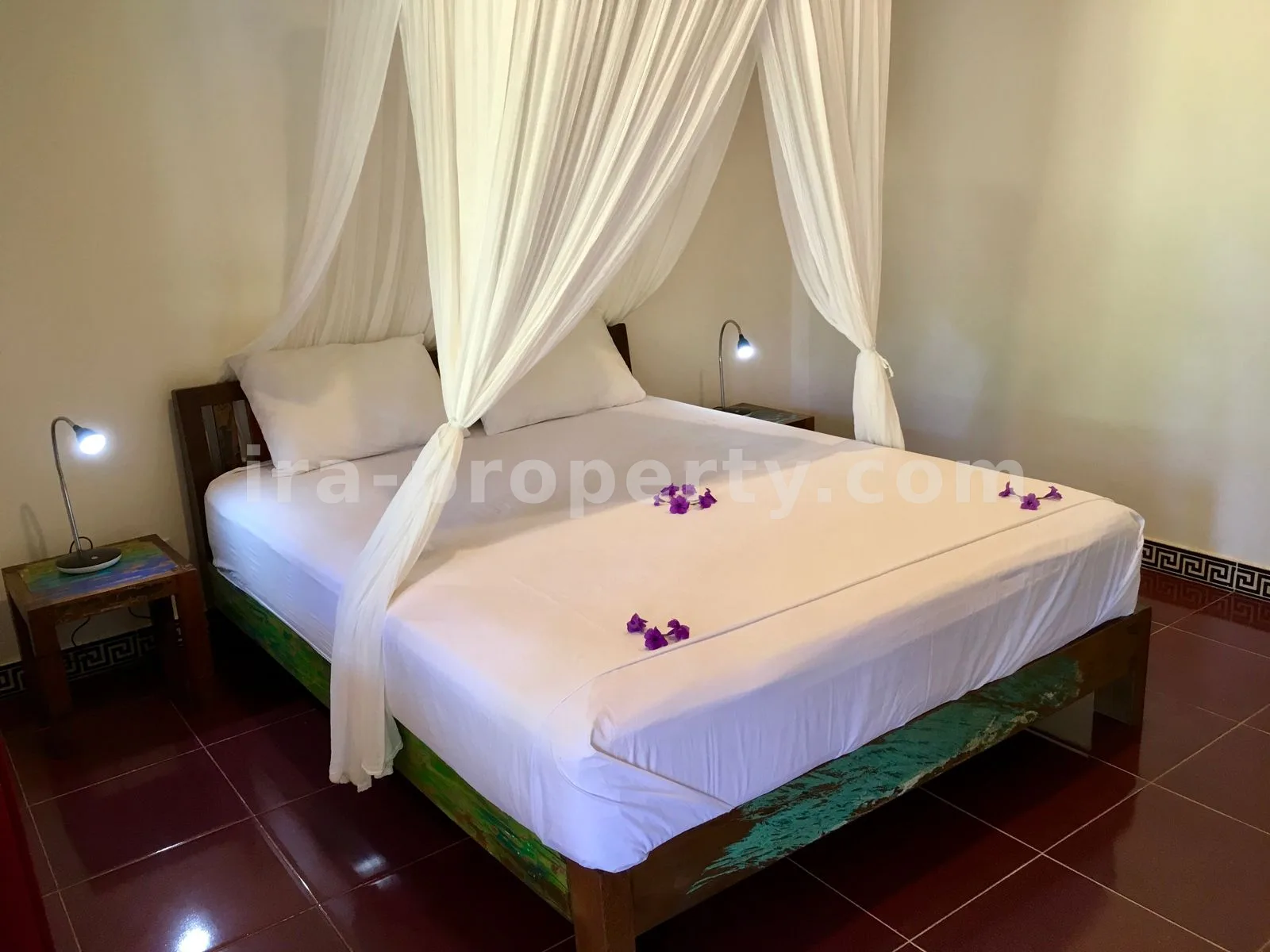Exclusive Beachfront Resort Hotel in Gili Gede Sekotong, West Lombok