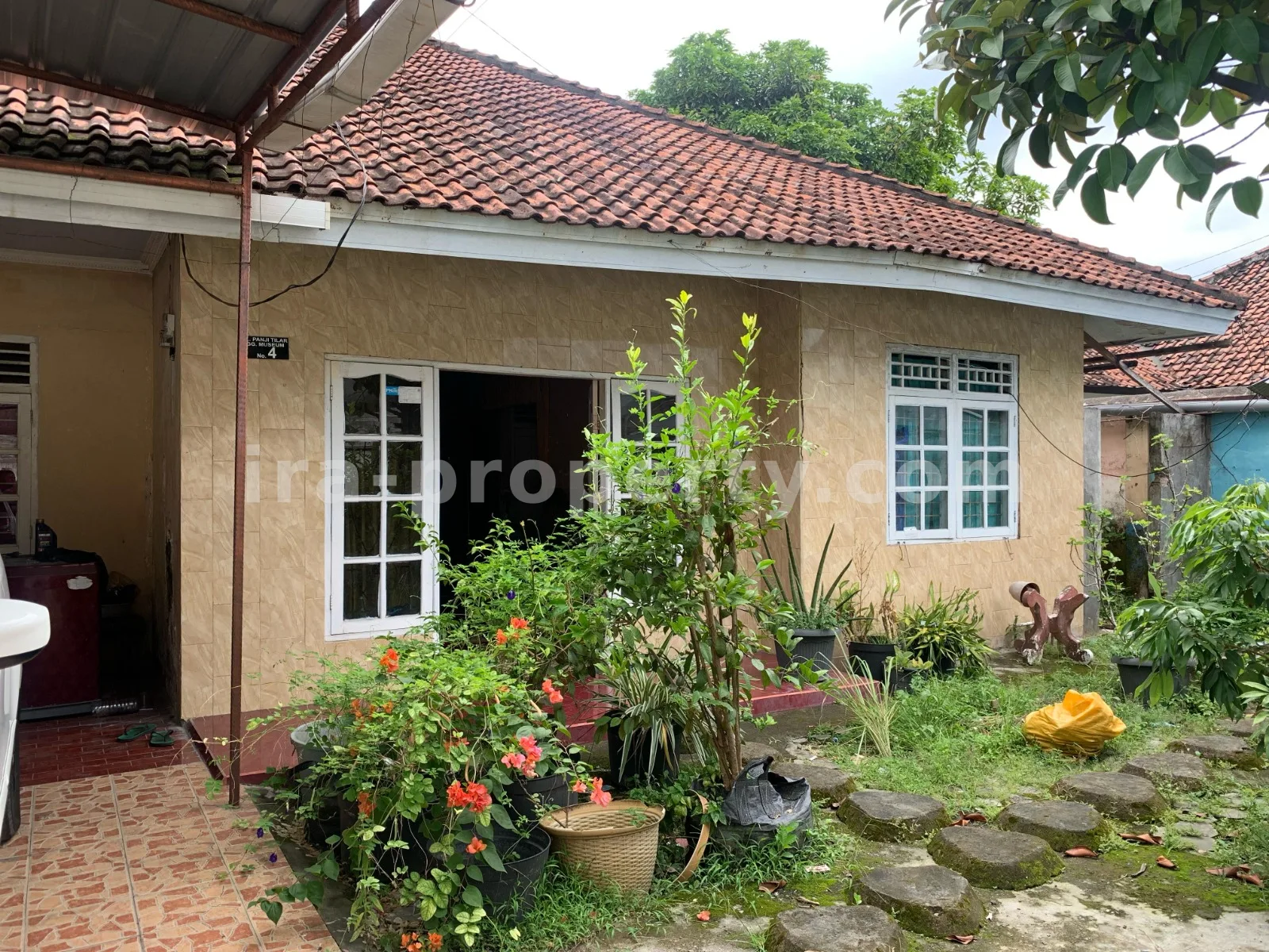 2-Story House for Sale in Seruni, Mataram