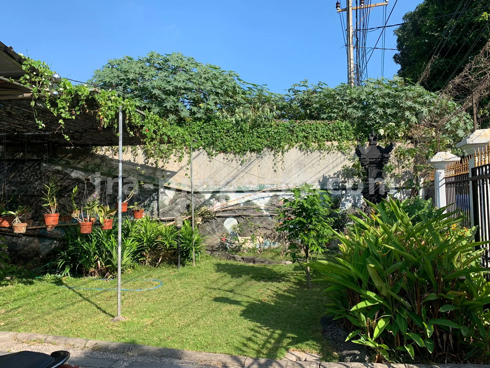 Strategic House for Sale in Majapahit, Mataram
