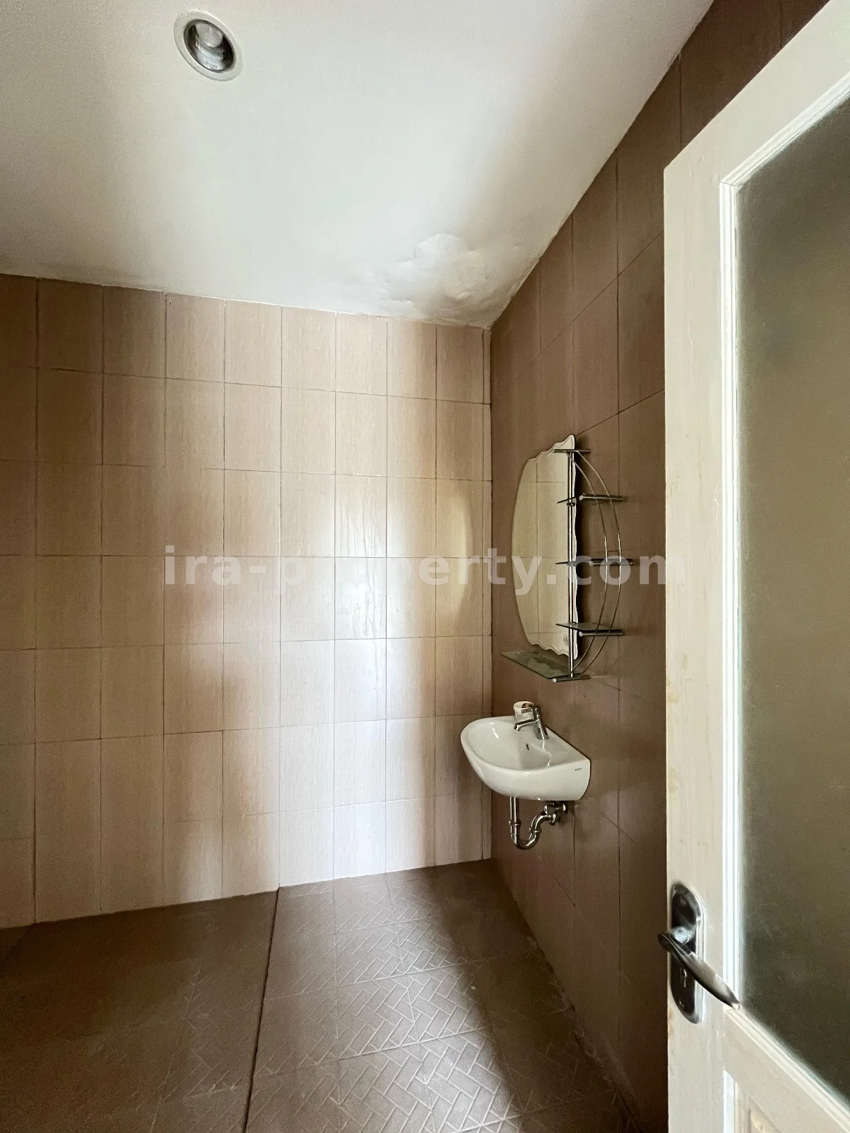 Modern Villa with Private Pool for Sale in Batulayar, West Lombok