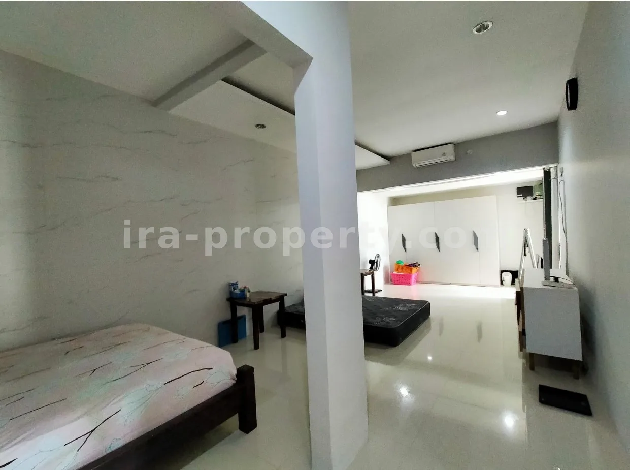 Modern House for Sale in Pepabri, Mataram