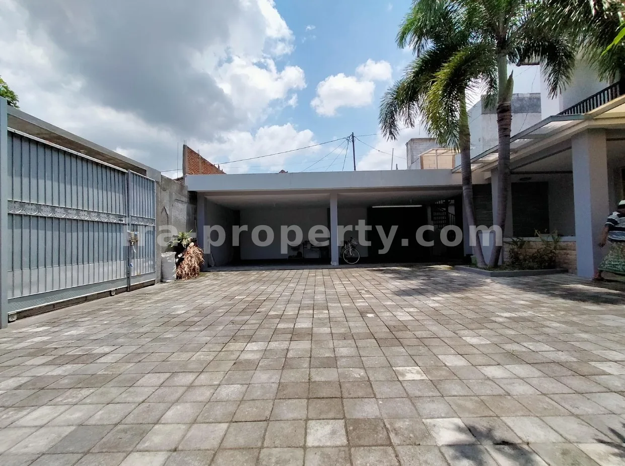 Modern House for Sale in Pepabri, Mataram