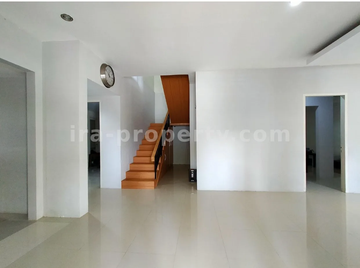 Modern House for Sale in Pepabri, Mataram