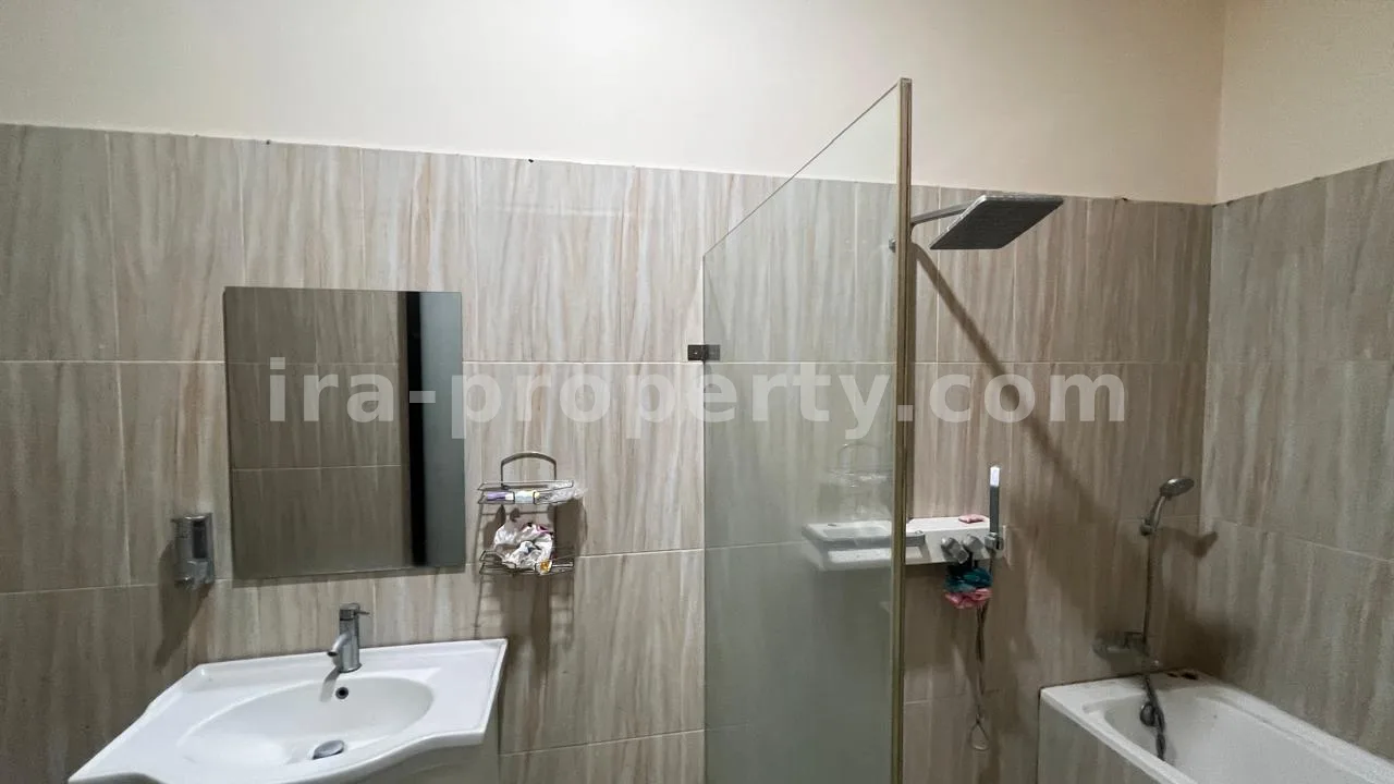 Villa for Sale in Sindu, Cakranegara, Mataram