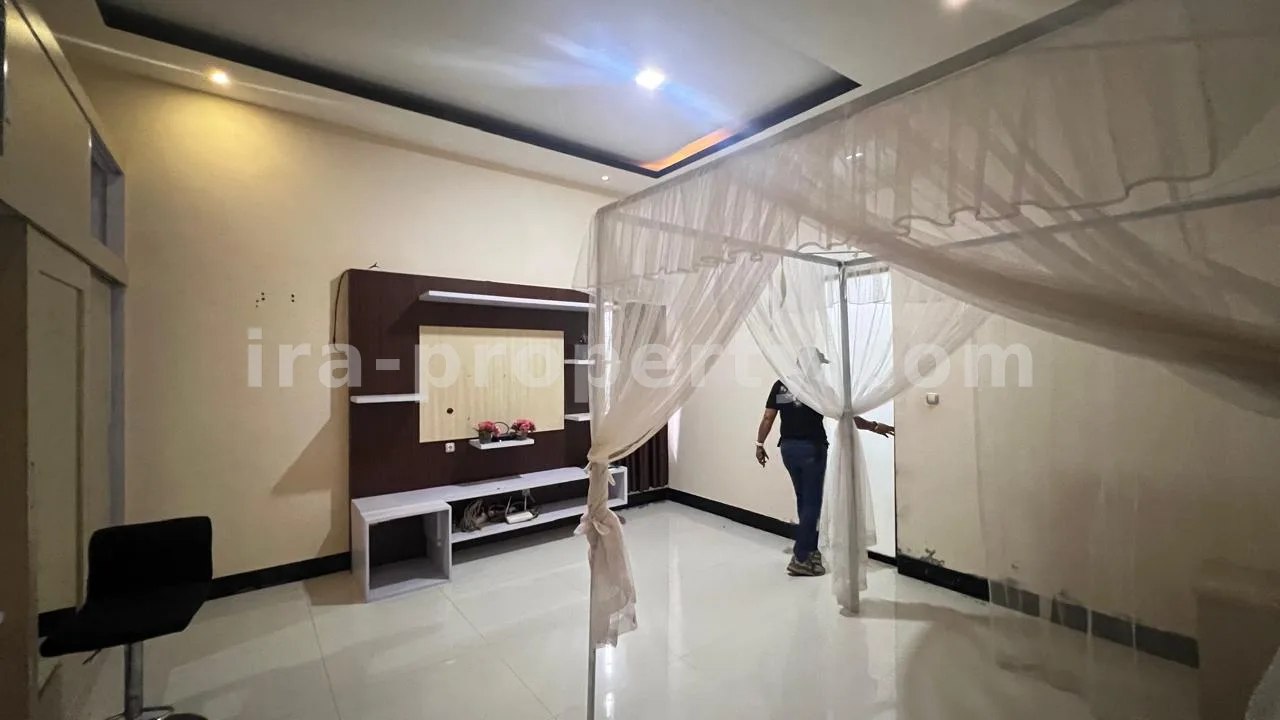 Villa for Sale in Sindu, Cakranegara, Mataram