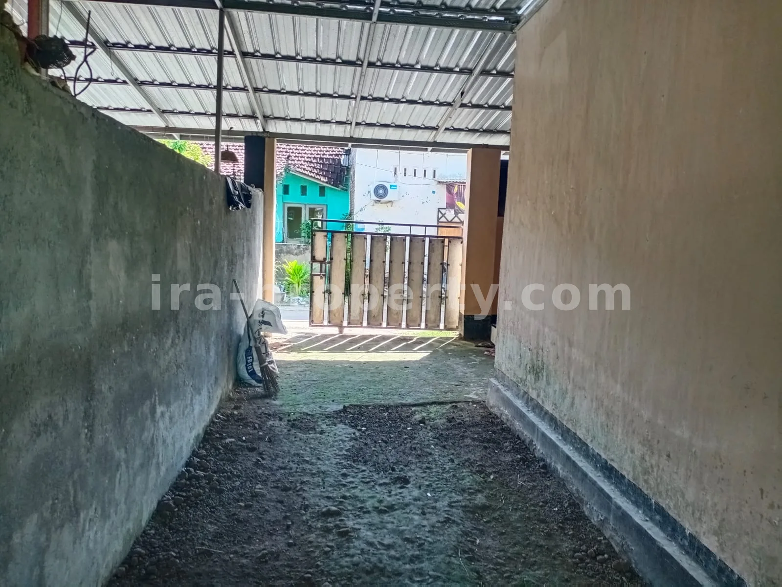 House for Sale in Pemda Gerung Complex, West Lombok