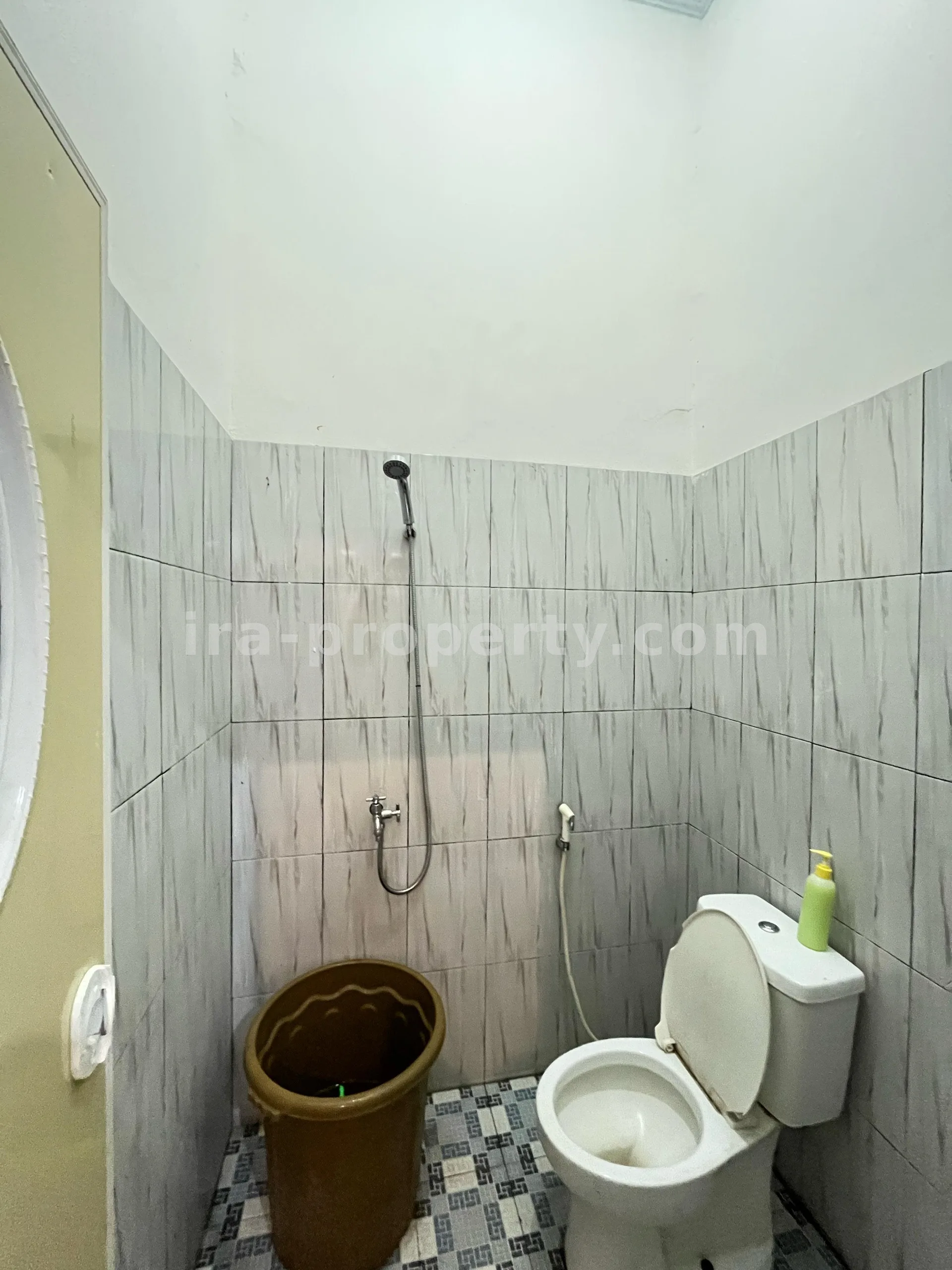 House for Sale in Kekeri Complex, West Lombok