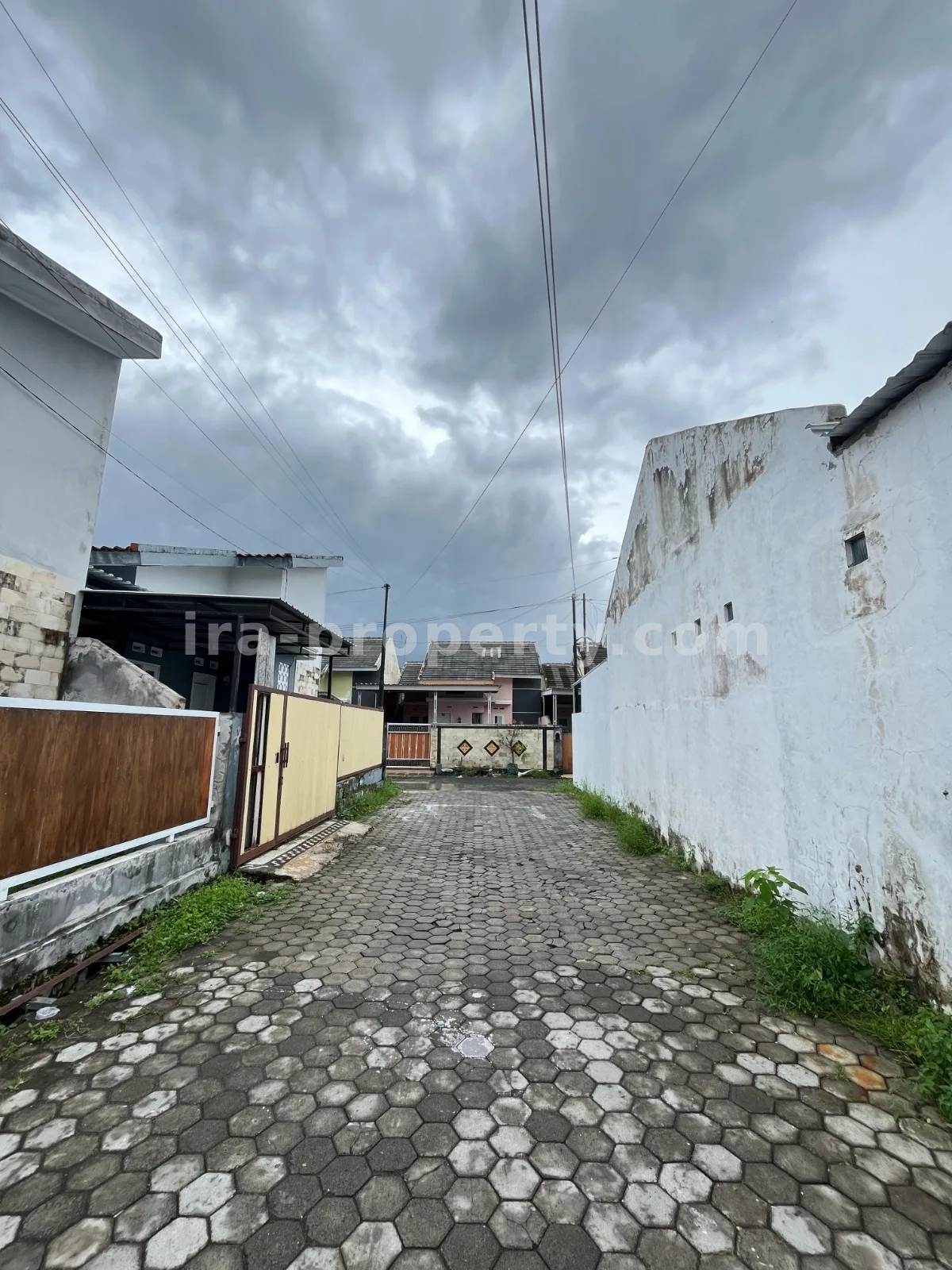 House for Sale in Kekeri Complex, West Lombok