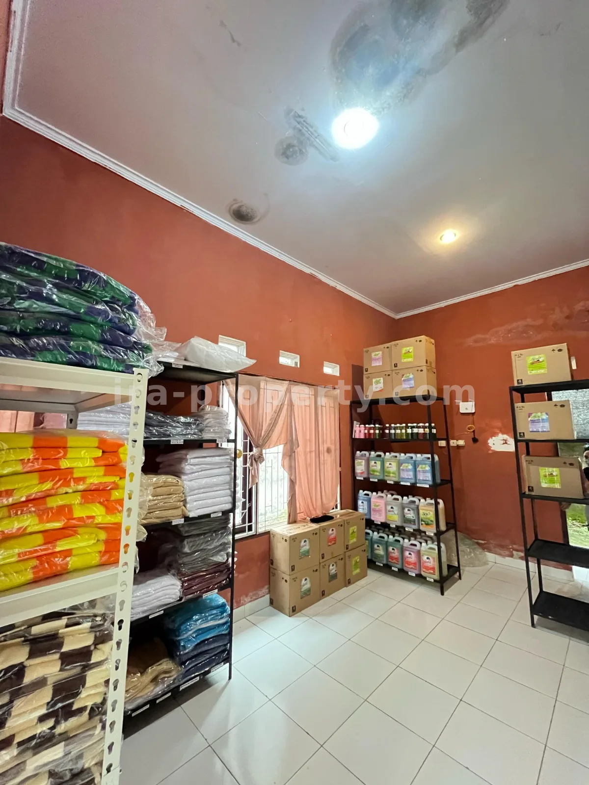 House for Sale in Kekeri Complex, West Lombok