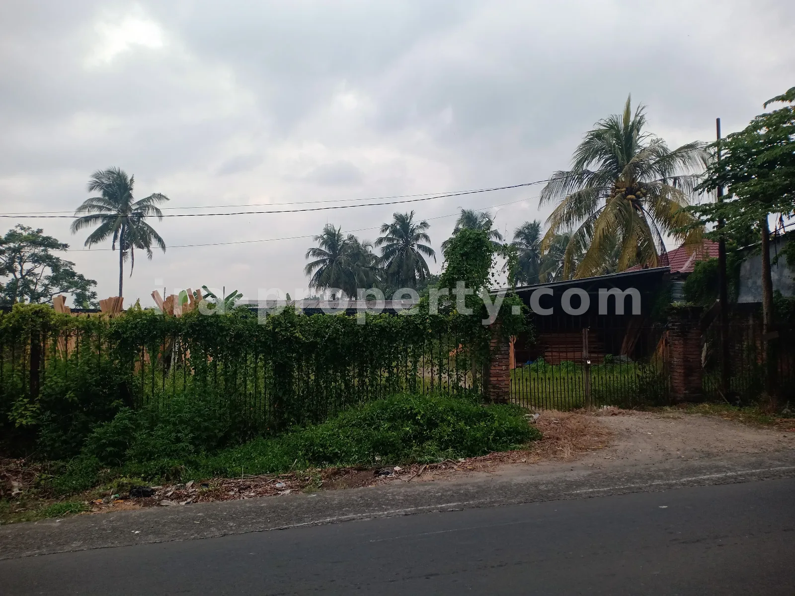 Land for Sale in Praya, near Gas Station, Central Lombok