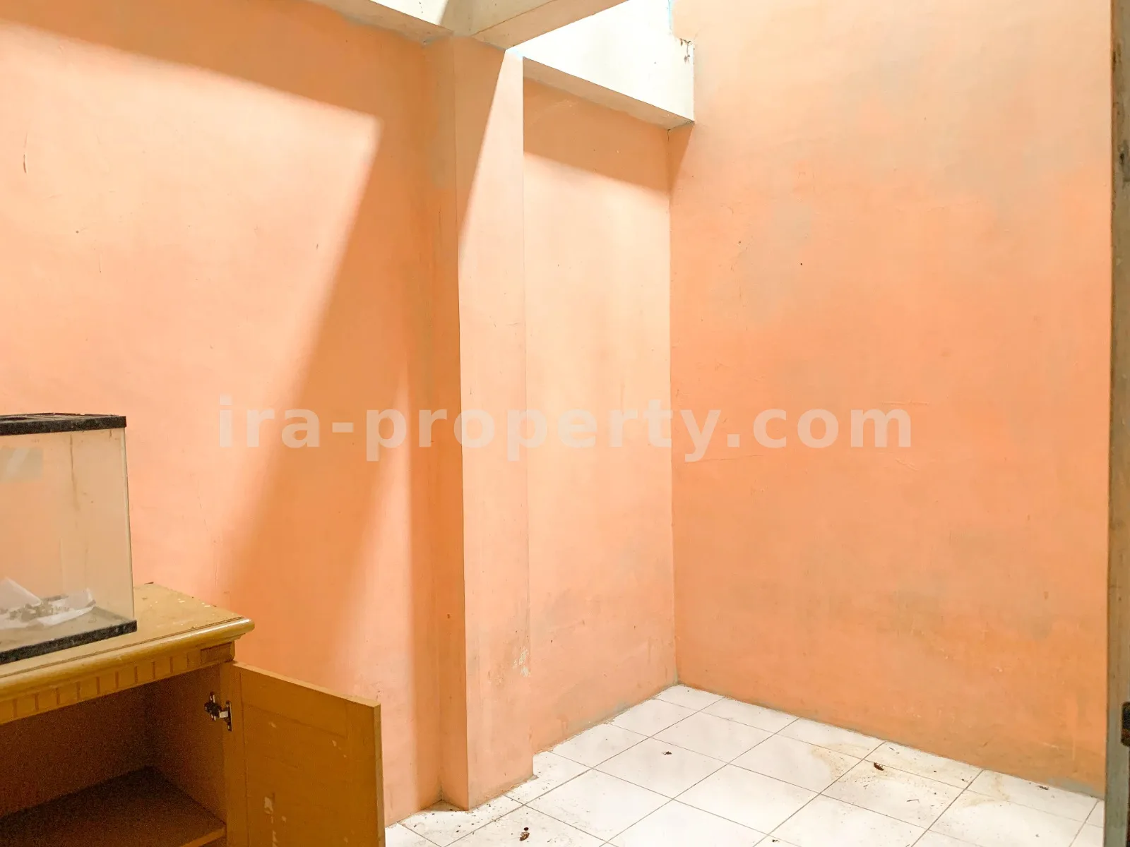 House with Boarding Rooms Near Mataram University, Matar,