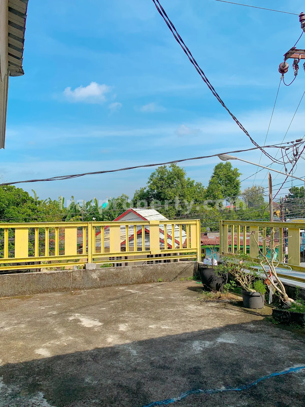 Roadside House for Sale in Mataram