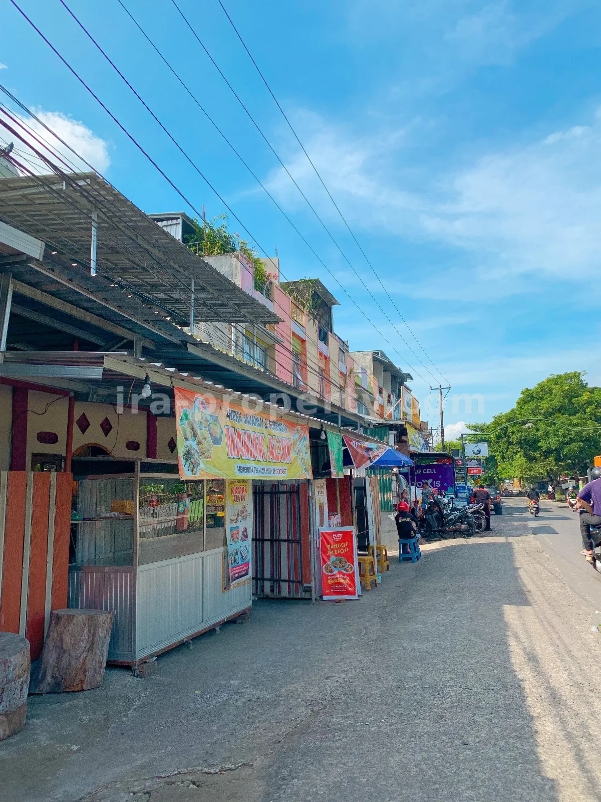 Roadside House for Sale in Mataram
