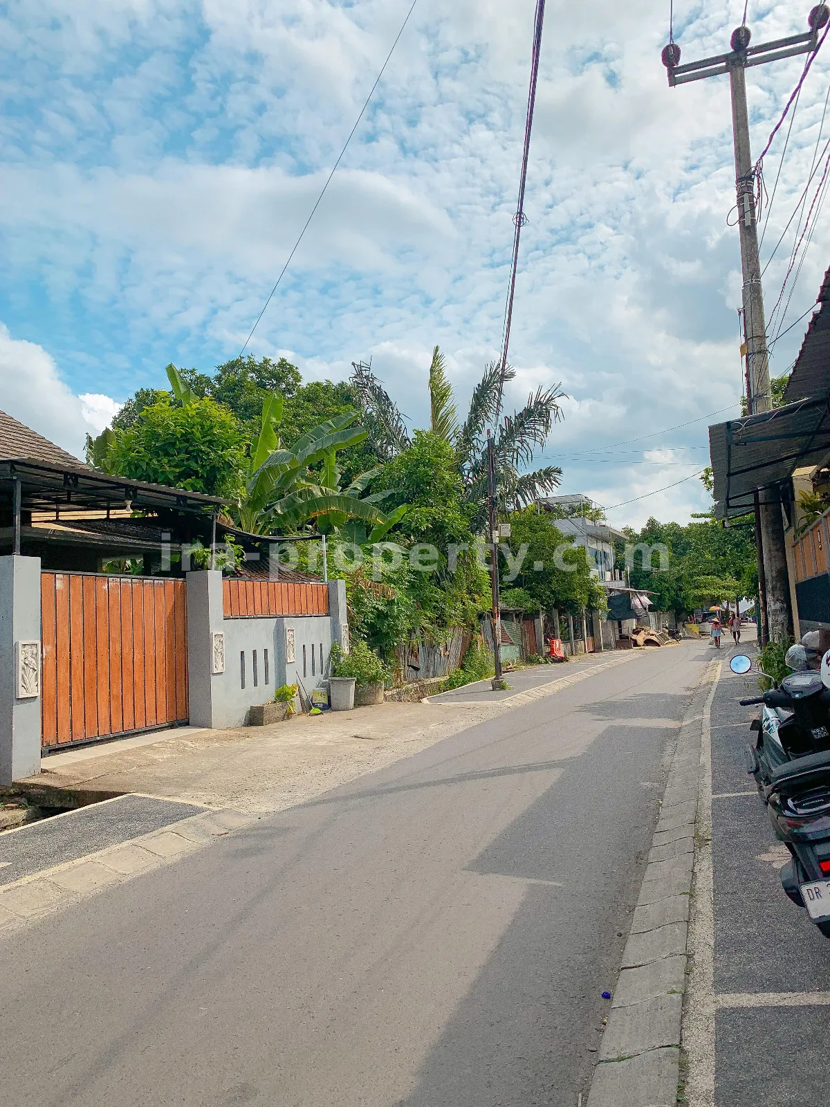 Residential House with Shop Space in Rembiga, Behind Same Hotel