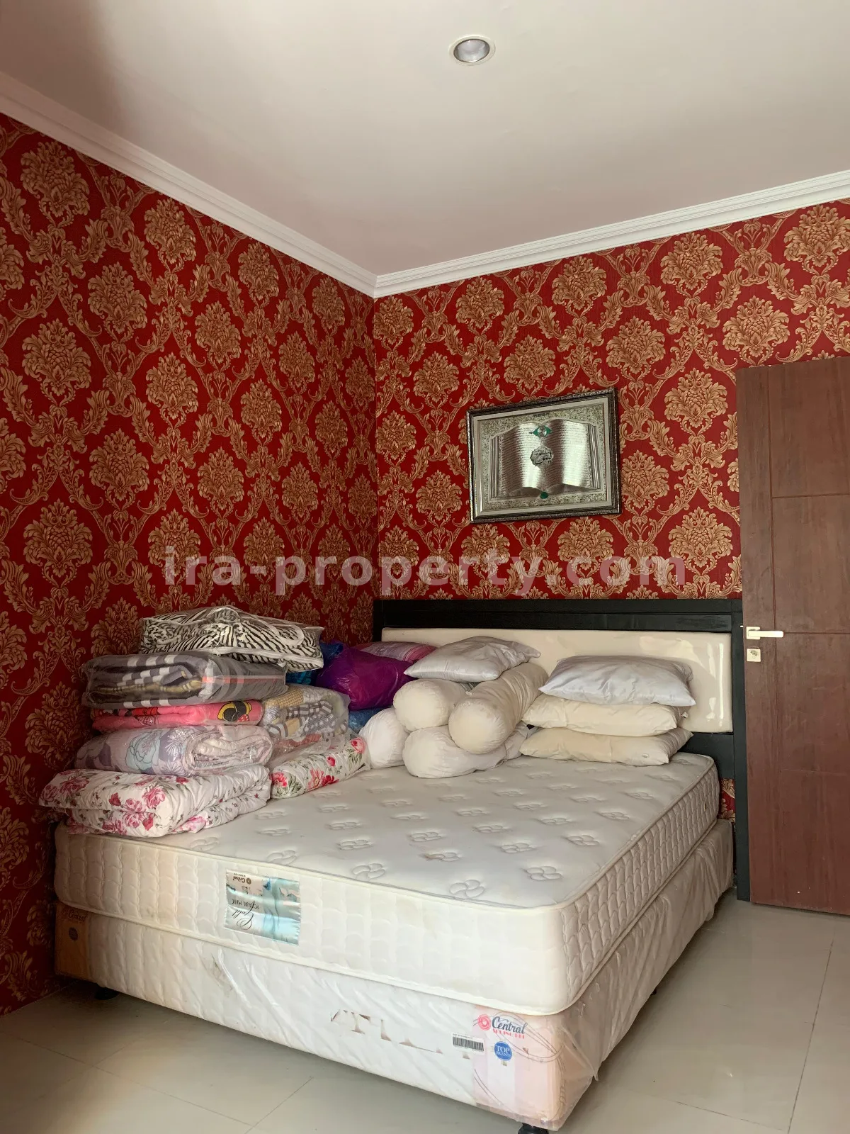 Modern 2-Storey Fully Furnished Home for Sale in Graha Permata Kota, Selagalas