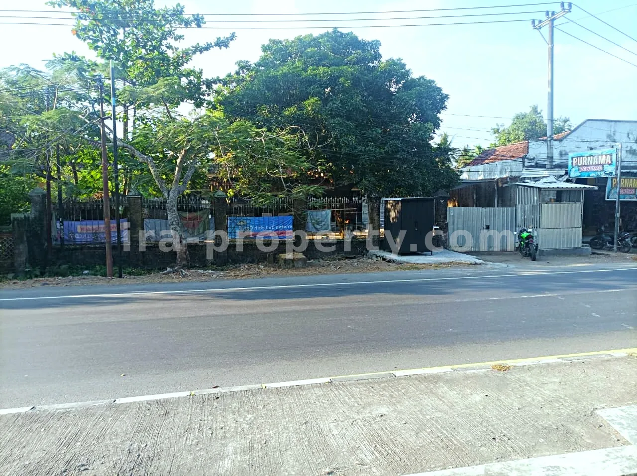 House for Sale on Main Road Batujai Praya, Central Lombok