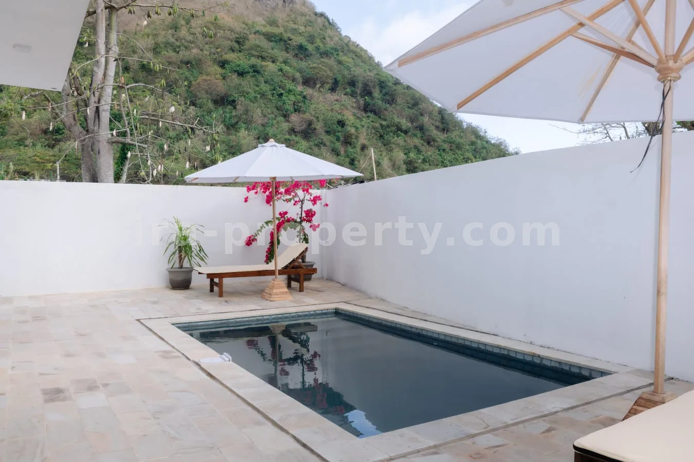 Ocean-View Villas in Torok – Near Kuta Mandalika