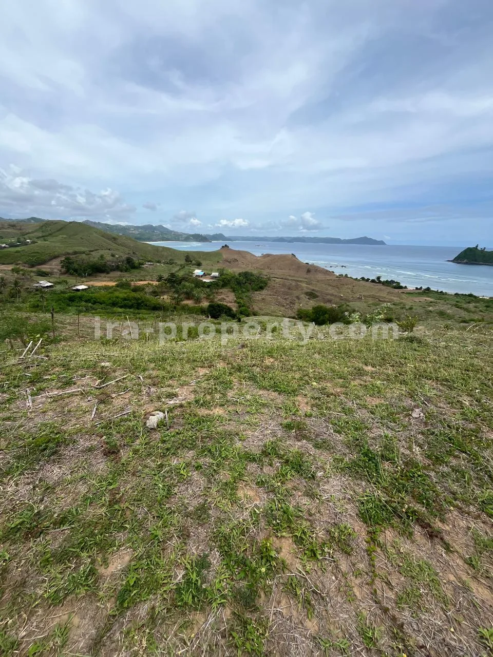Ocean-View Land in Pengantap, Buwun Mas, West Lombok