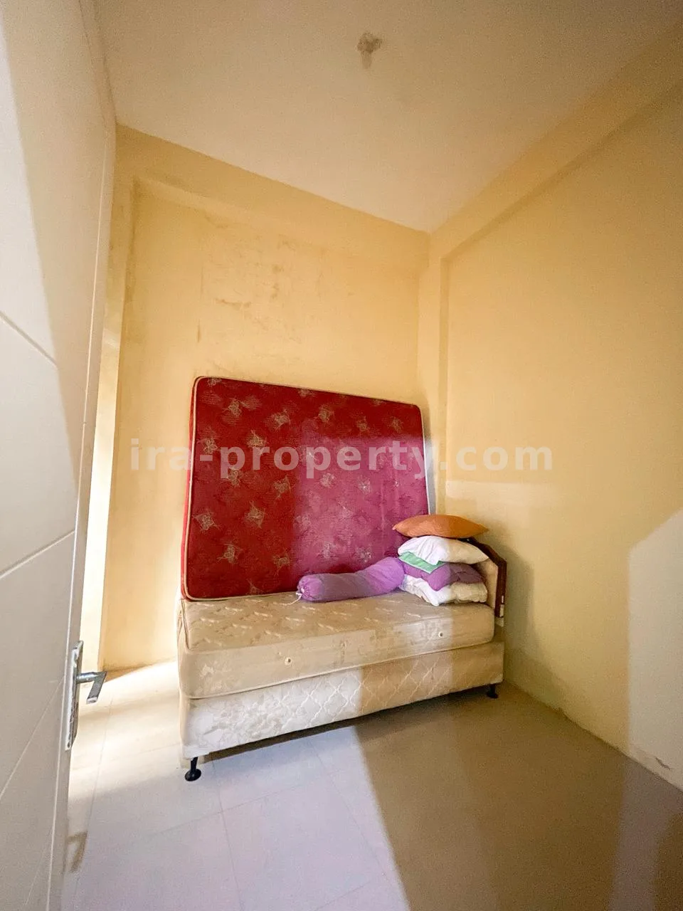 House for Sale in Royal Residential Complex, Lingkar, Mataram