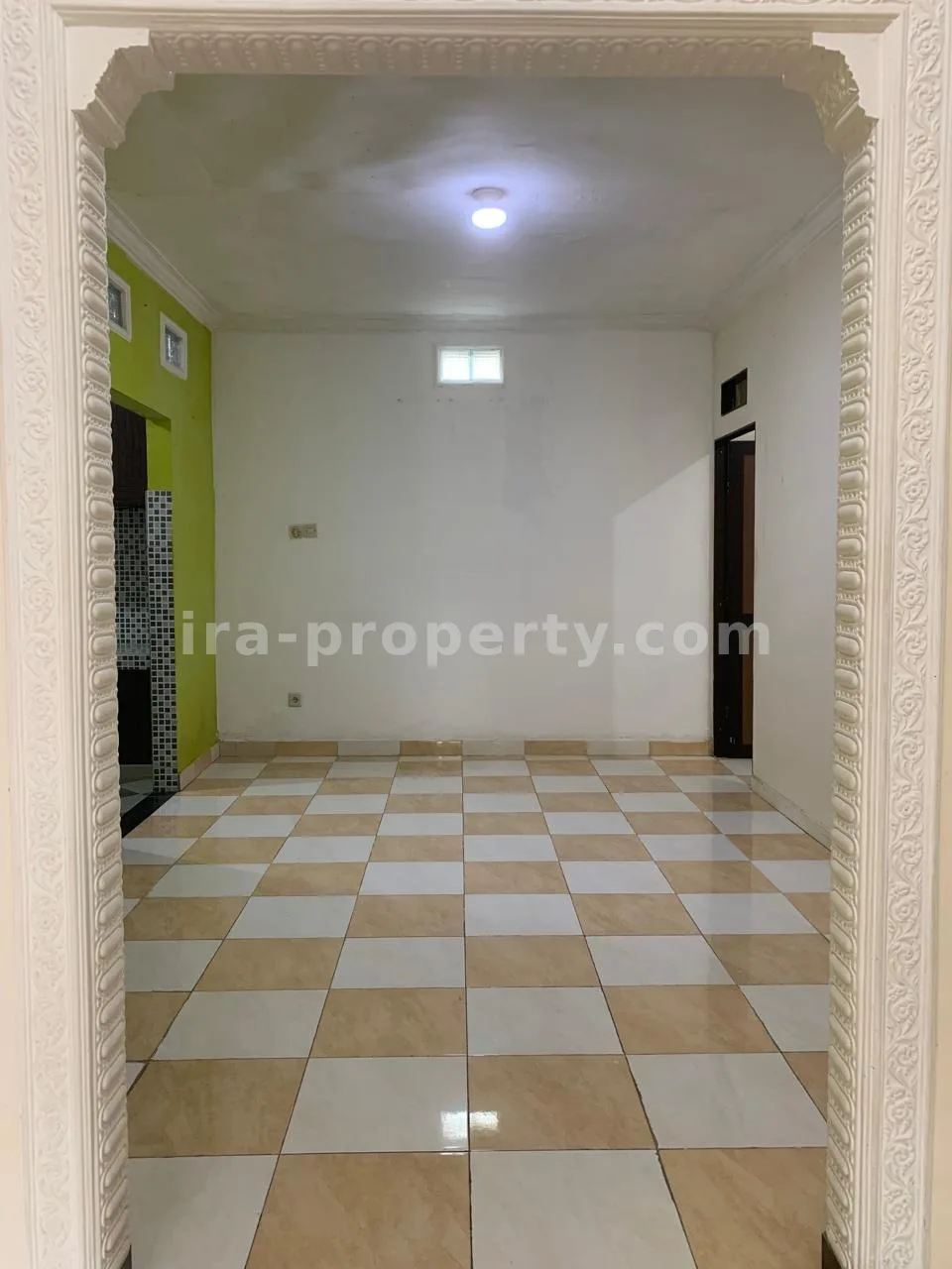House for Sale in Kekalik, Near Jalan Panjitilar – Mataram