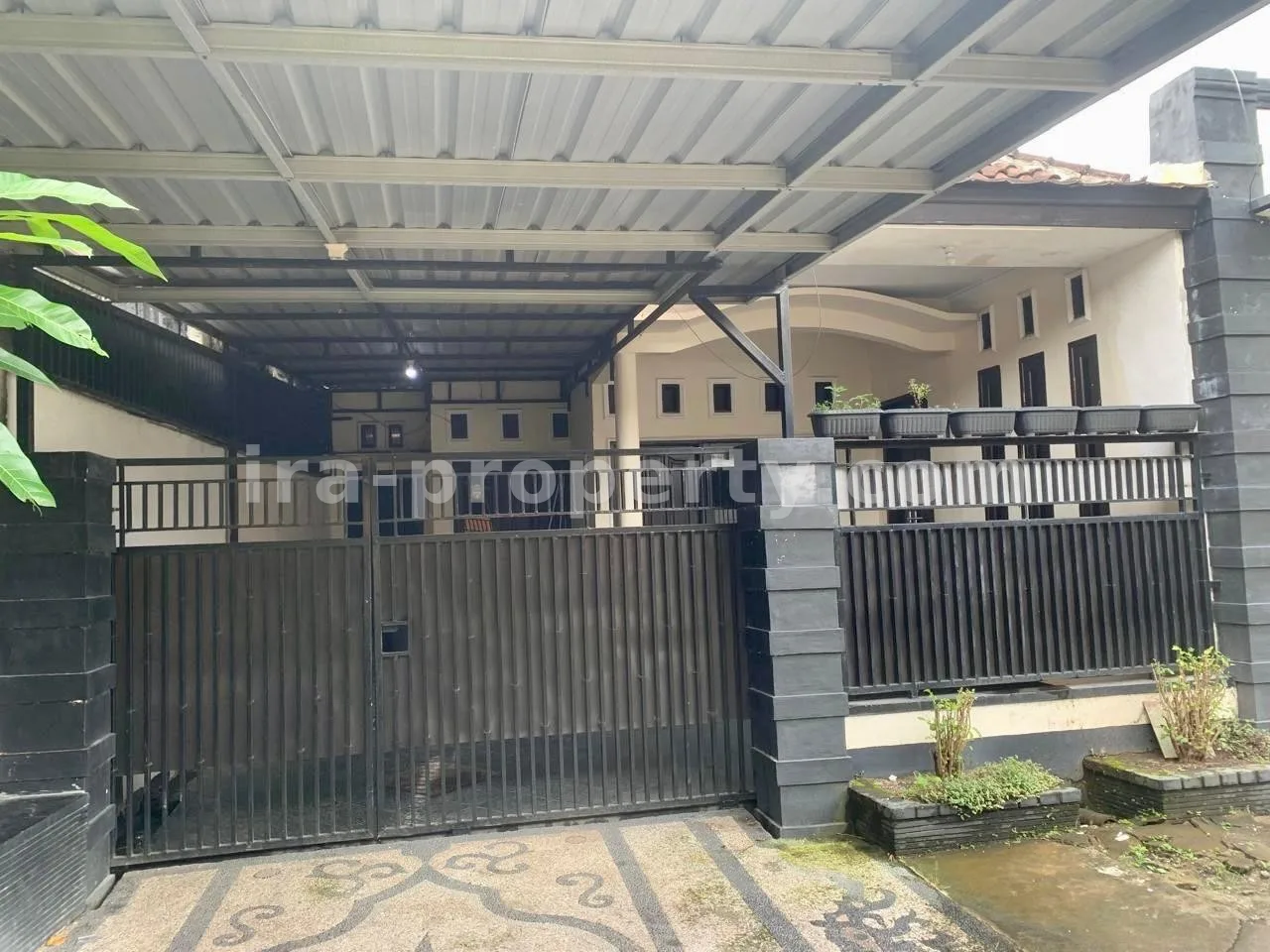 House for Sale in Kekalik, Near Jalan Panjitilar – Mataram
