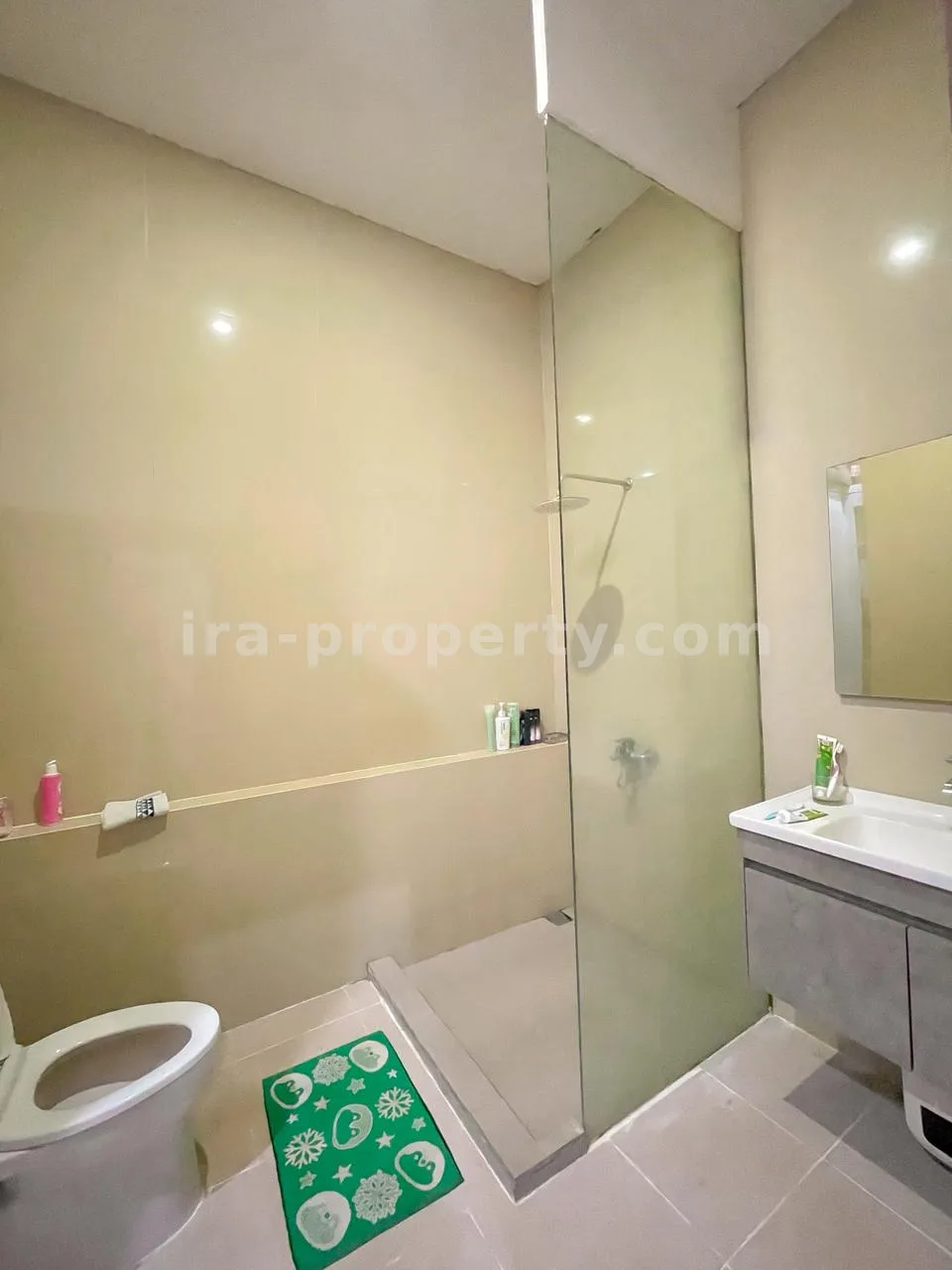 New House for Sale in Sayang-Sayang Residential Complex – Mataram