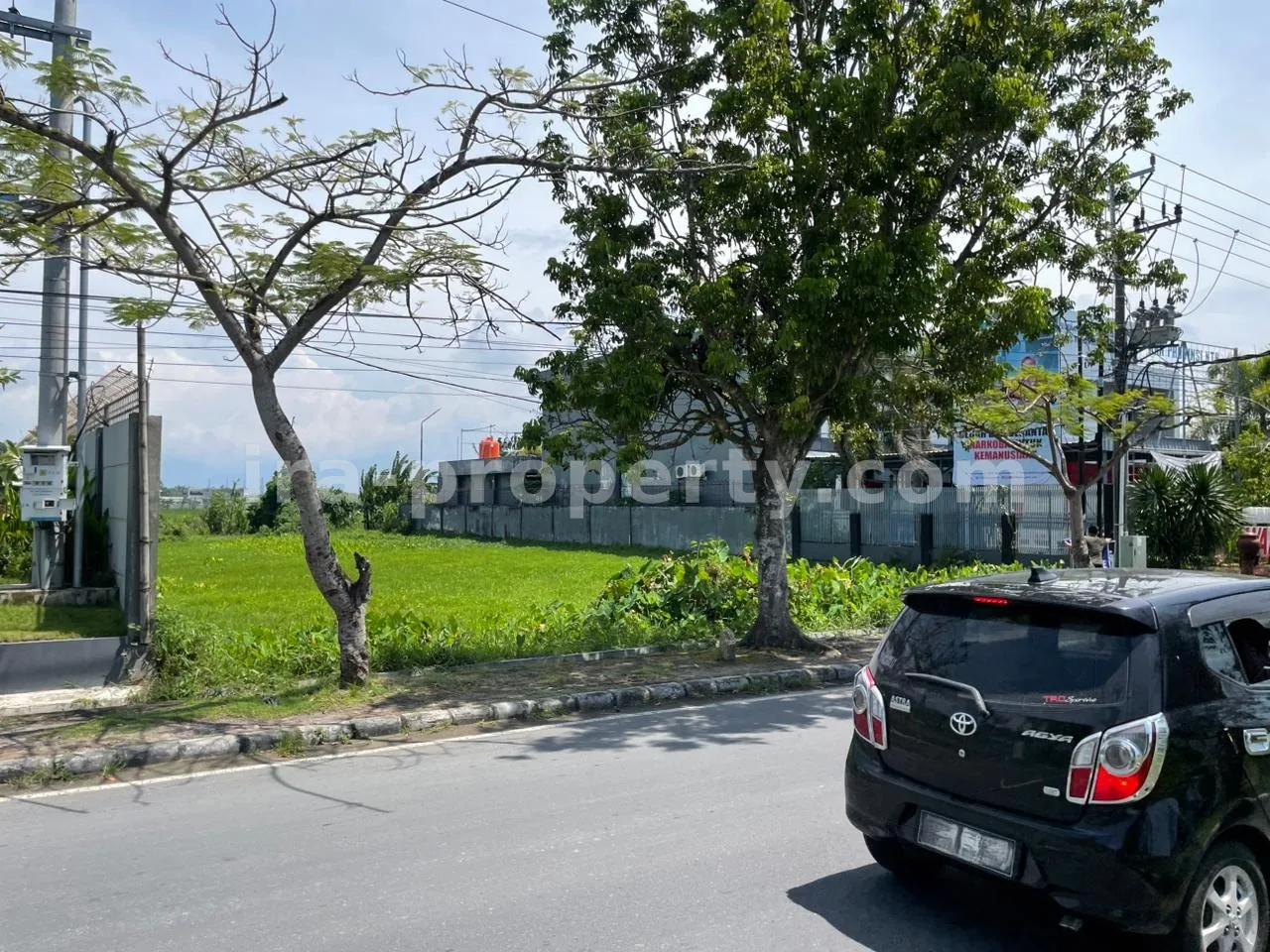 Prime Roadside Land for Sale – Lingkar Selatan, Mataram