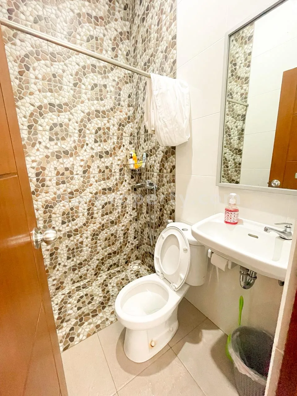 Modern Minimalist House for Sale – Griya Pesona Alam, Sayang-Sayang