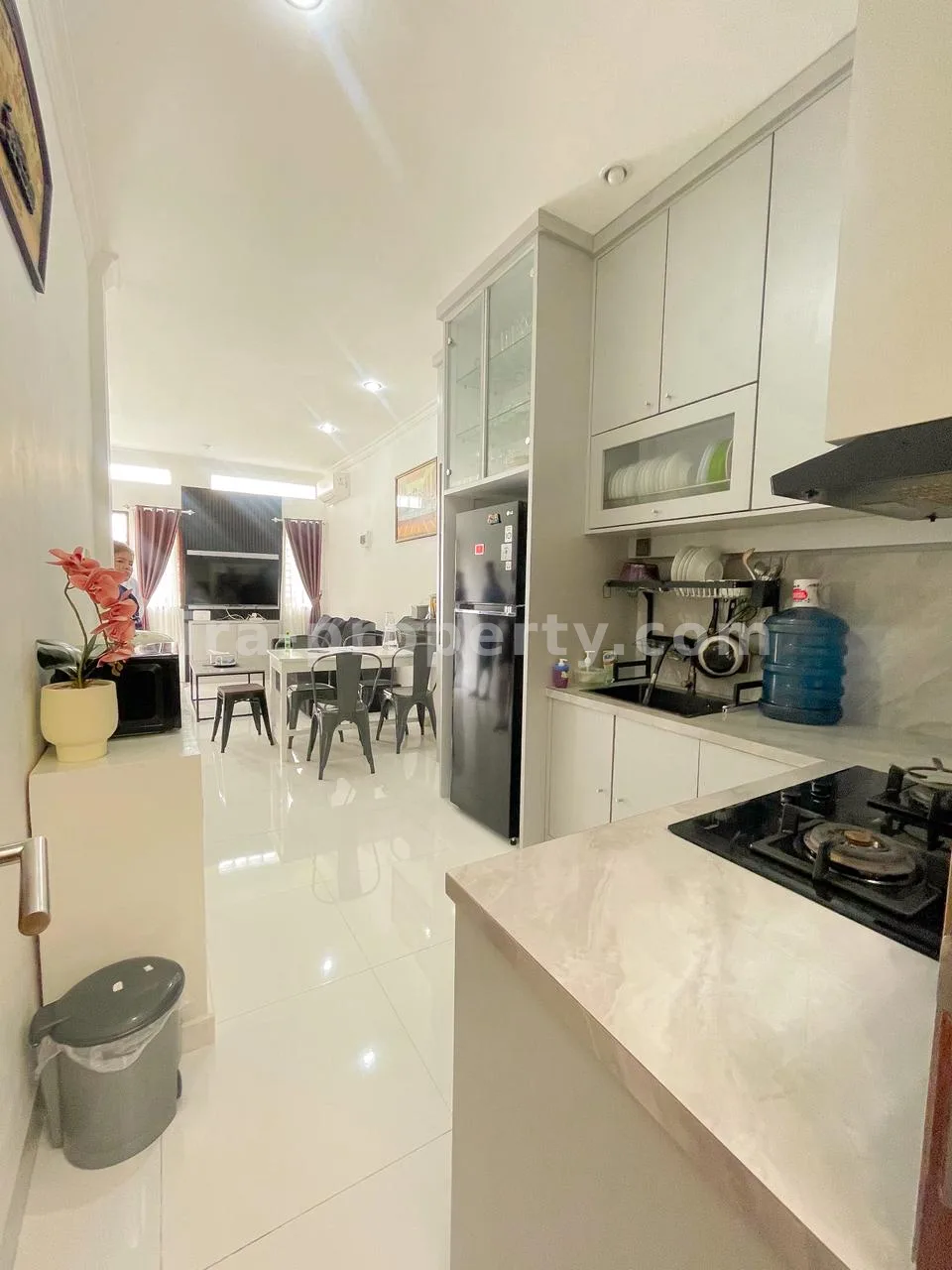 Modern Minimalist House for Sale – Griya Pesona Alam, Sayang-Sayang