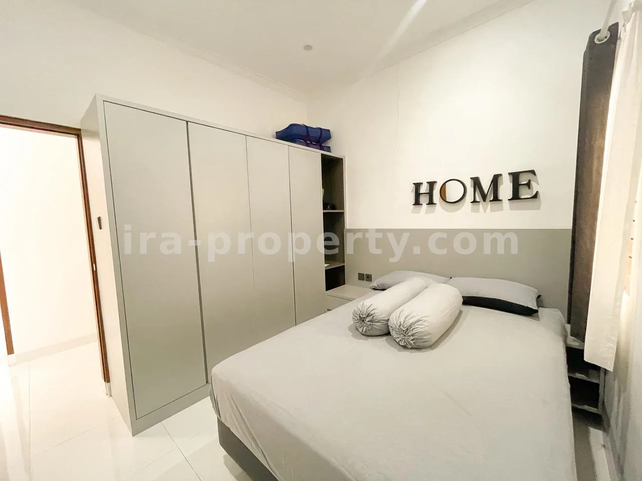 Modern Minimalist House for Sale – Griya Pesona Alam, Sayang-Sayang