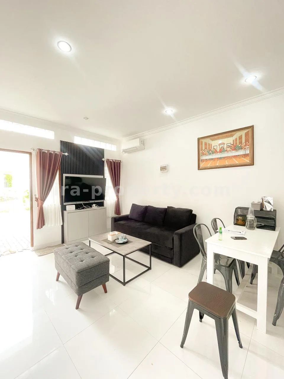 Modern Minimalist House for Sale – Griya Pesona Alam, Sayang-Sayang