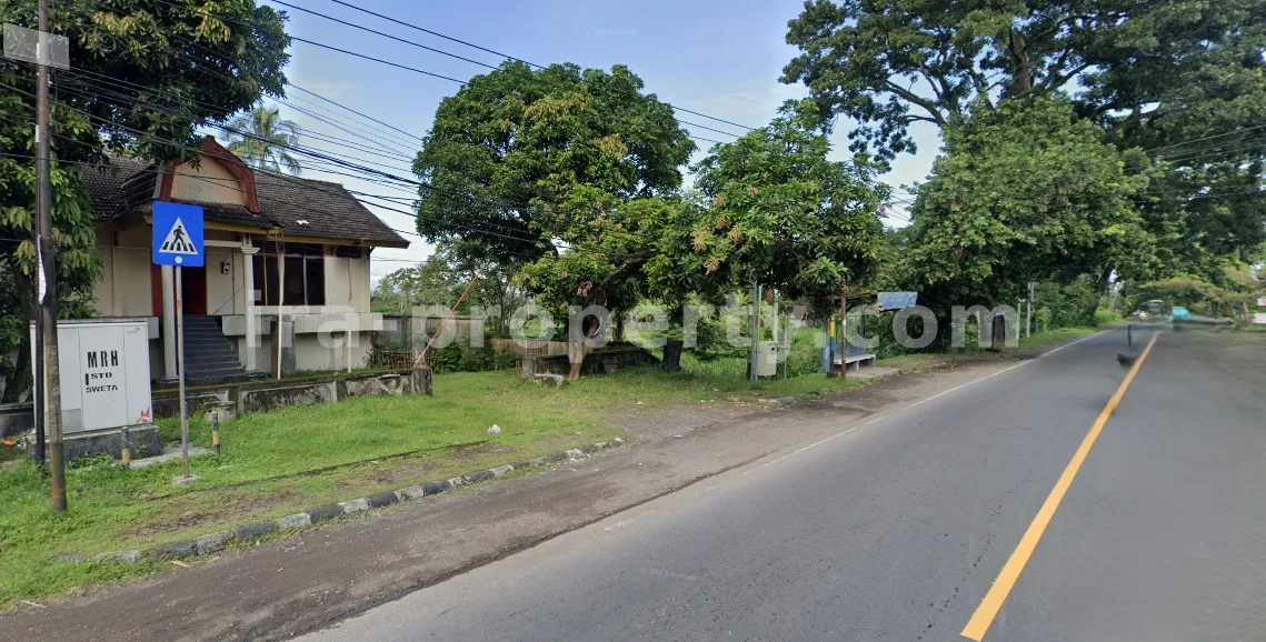 Main Road Property for Sale – Narmada, West Lombok