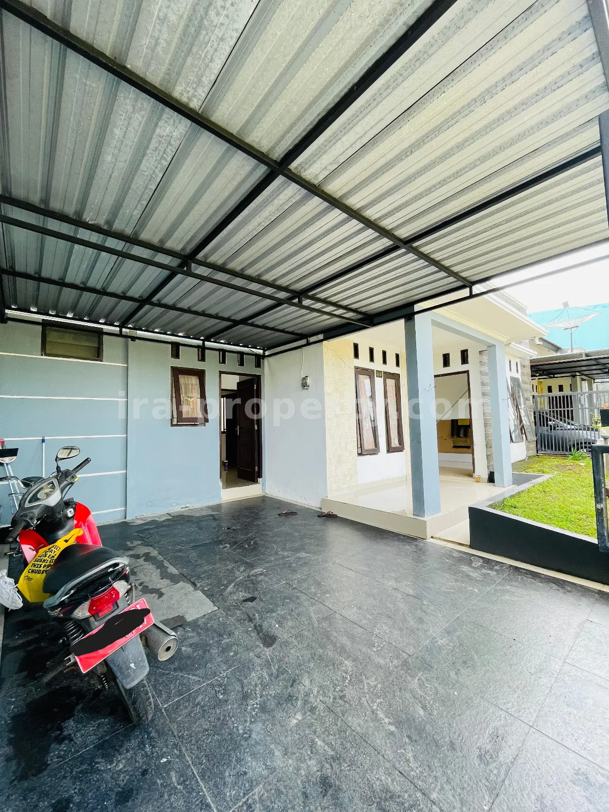 House for Sale in Udayana Complex – Central Mataram