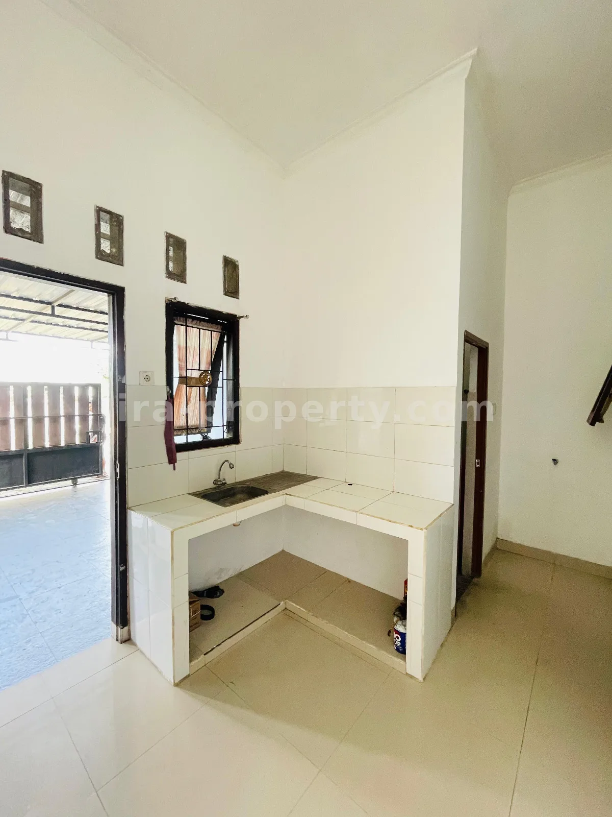 House for Sale in Udayana Complex – Central Mataram