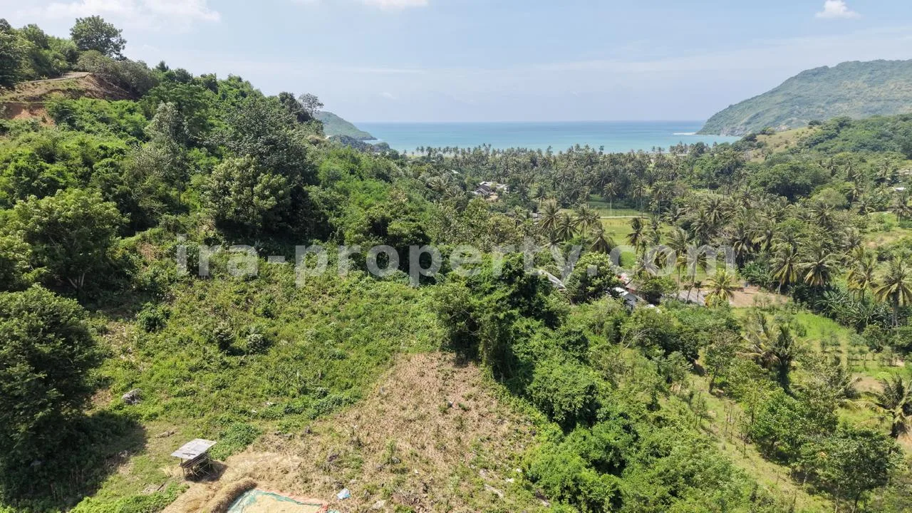Hilltop Ocean View Land in Areguling – Near Kuta Mandalika